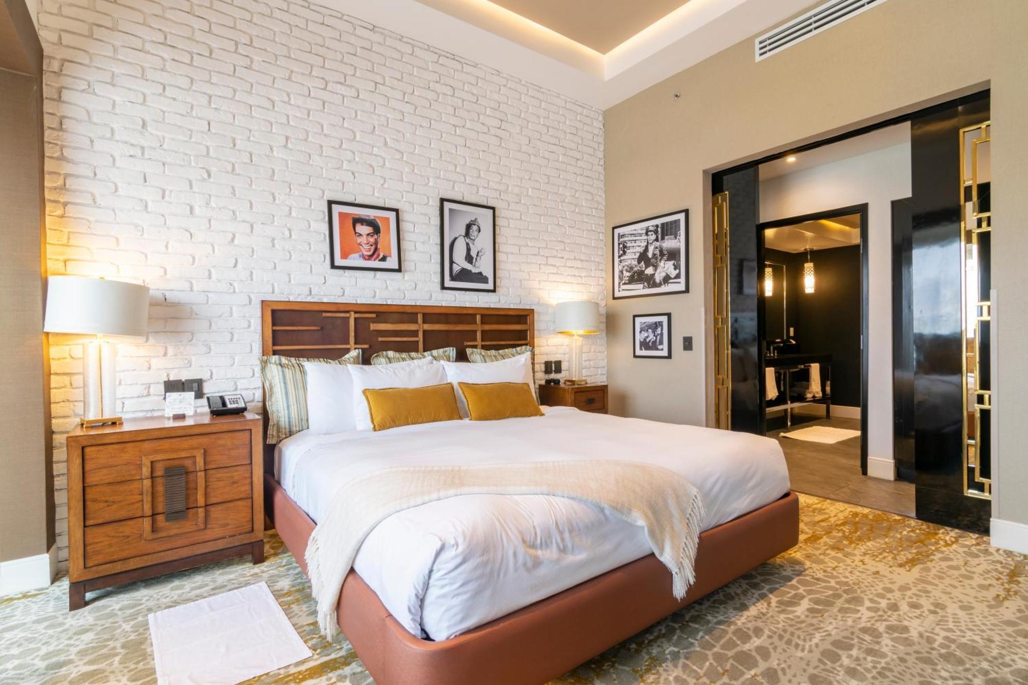 Loft 1 King Bed