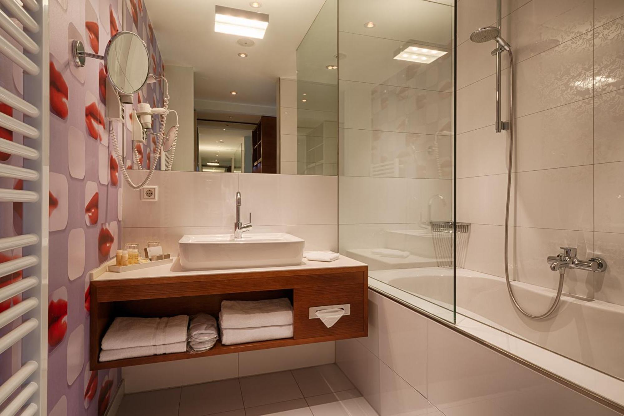 Double Room Lake View