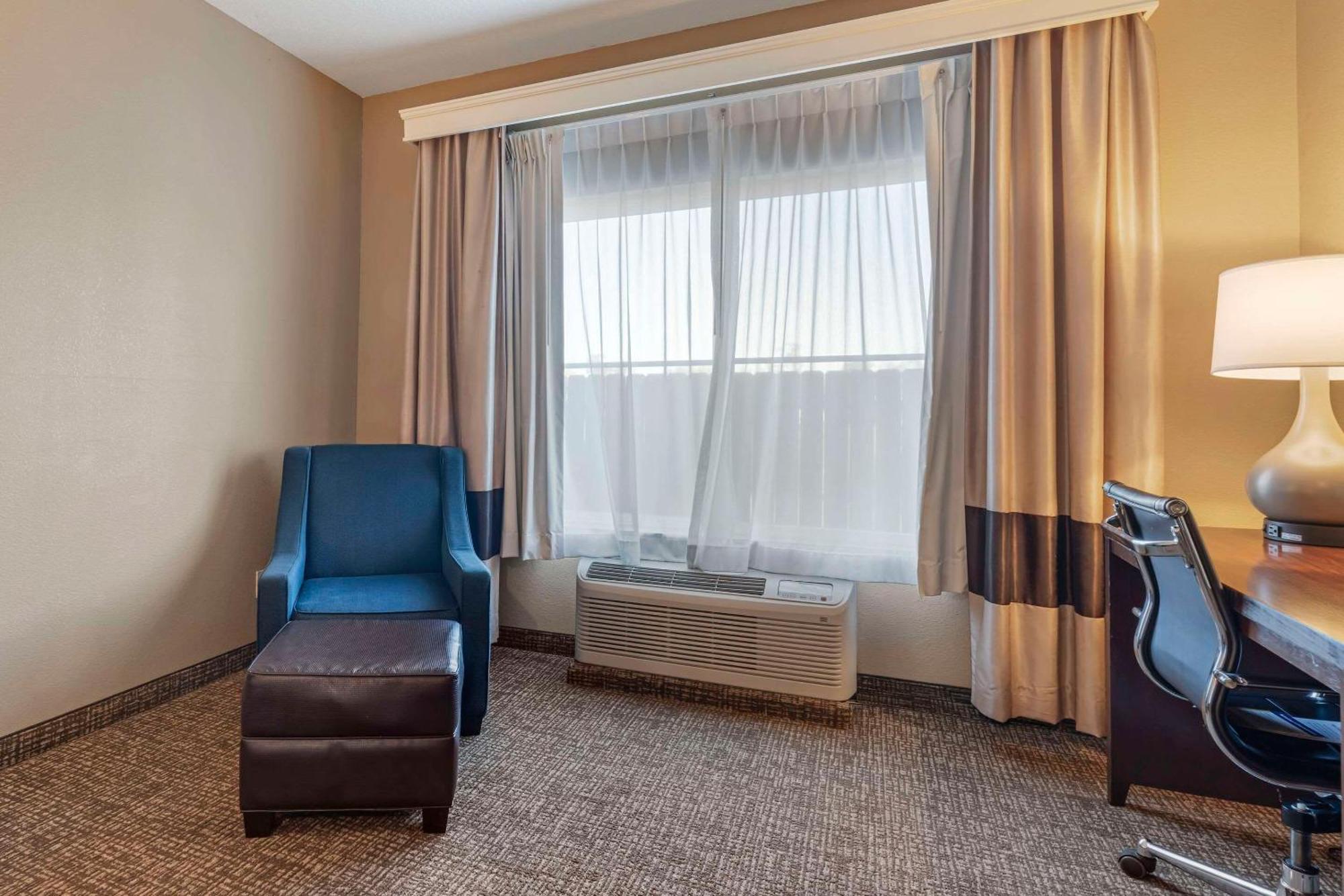 Standard King Room