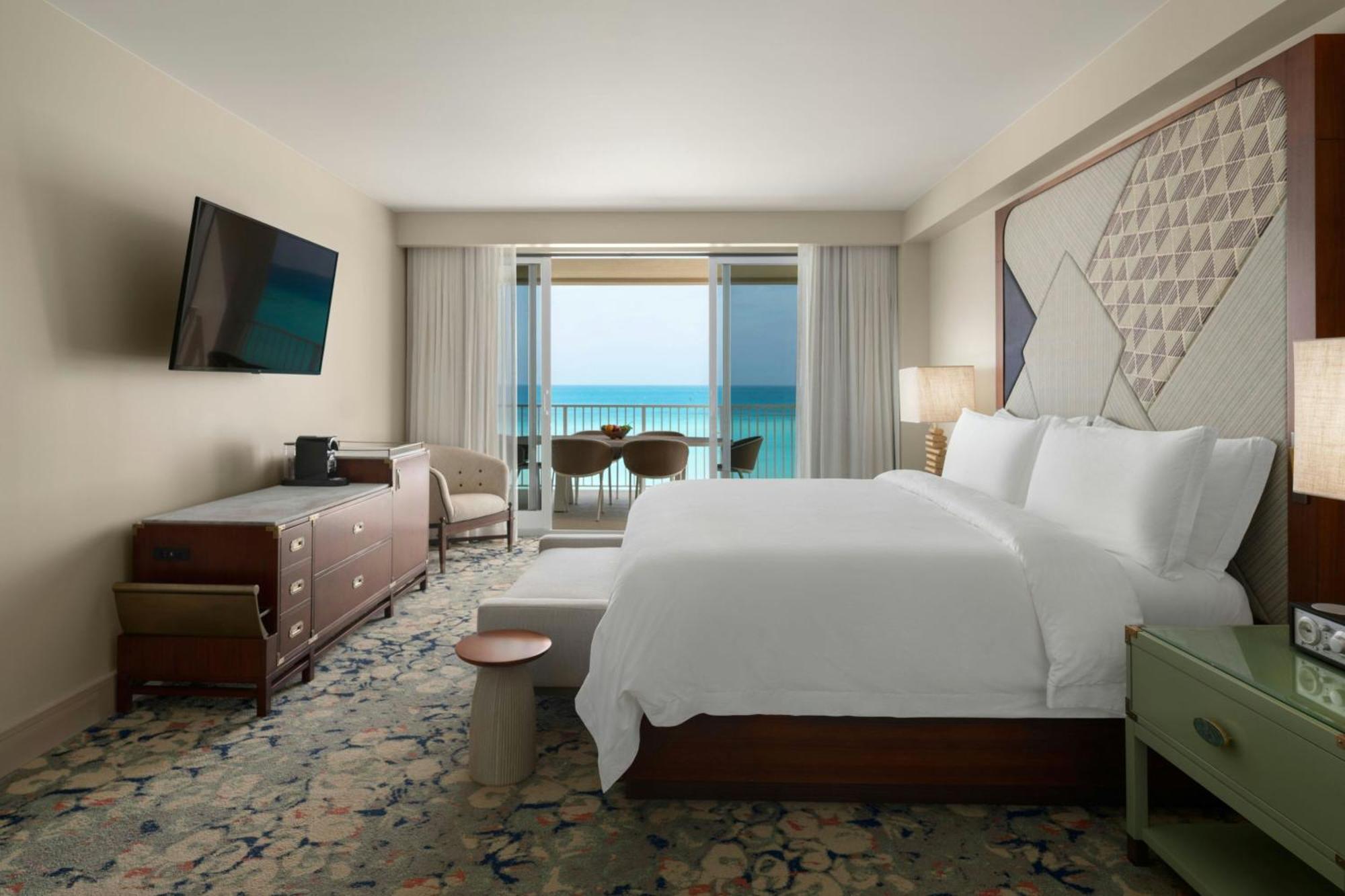 One-Bedroom King Residence with Balcony - Oceanfront