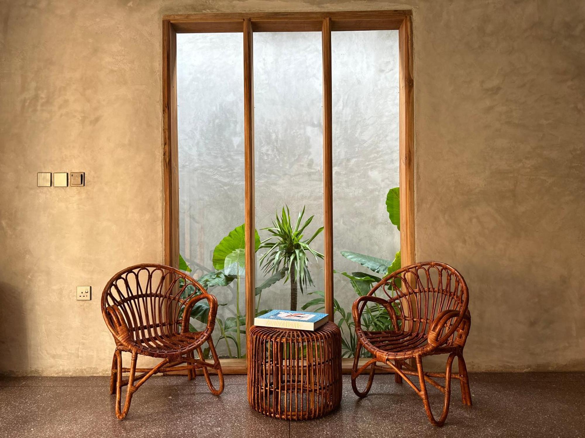 Bungalow with Garden View