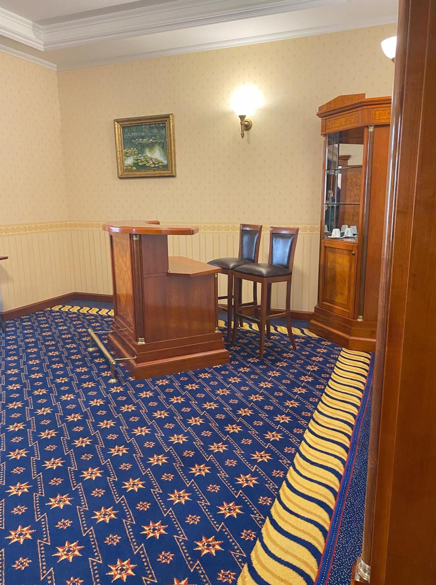 Two-Bedroom Suite