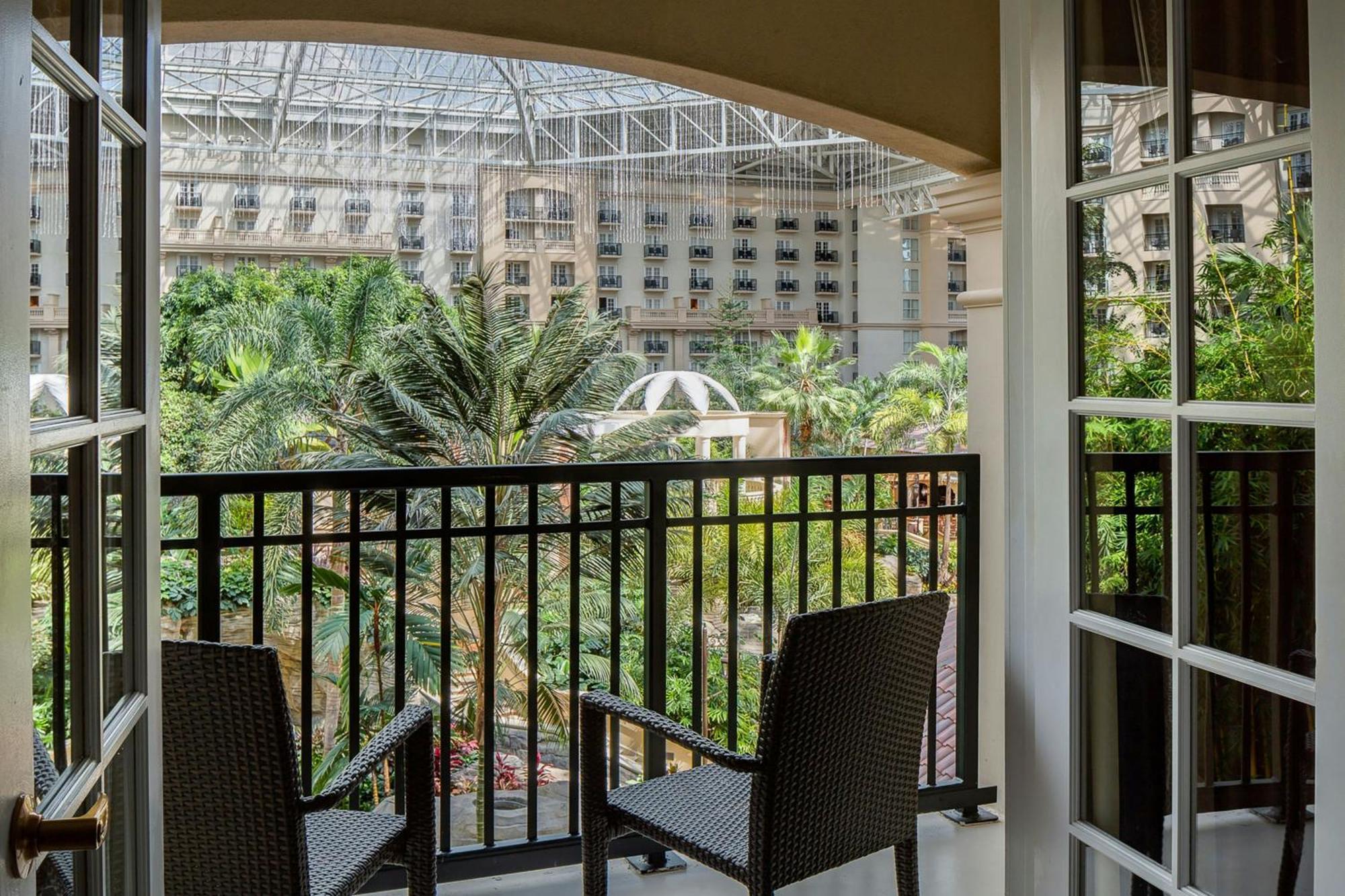Emerald Bay Room with Two Queen Beds Main Atrium View - Balcony