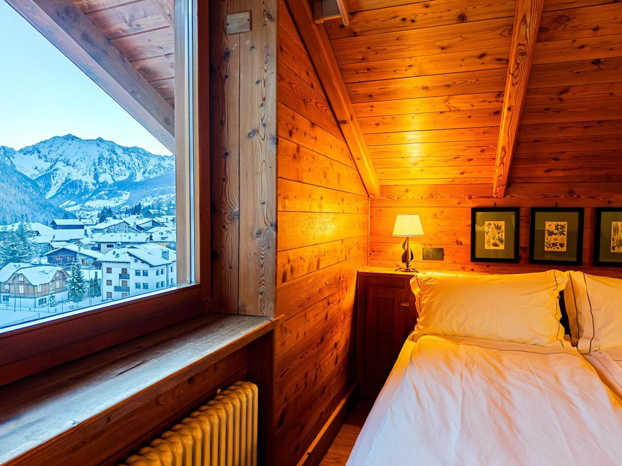 Luxury Triple Room