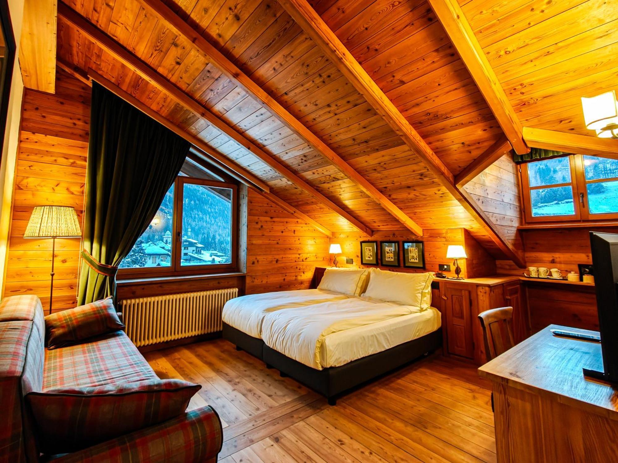 Luxury Triple Room