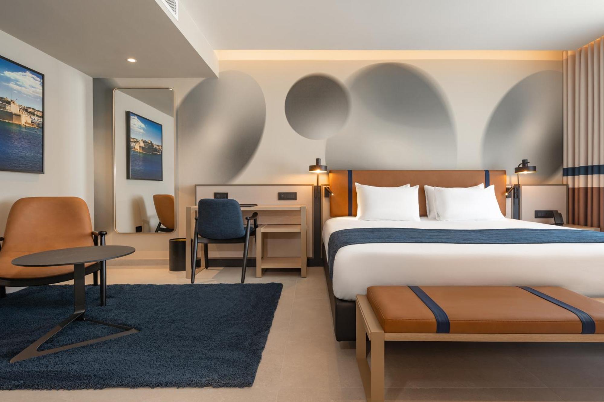 Deluxe Double Room Balcony