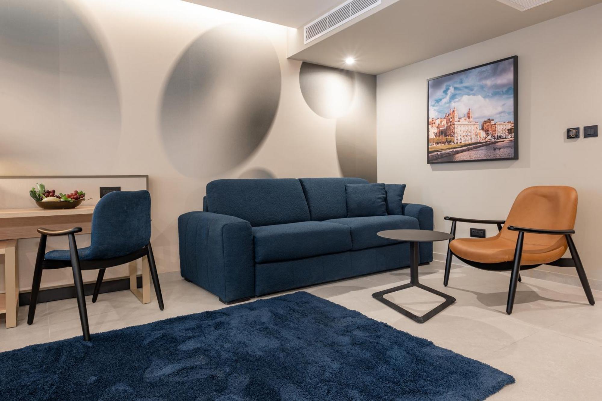 Junior King Suite Hot Tub Balcony Sofa Non-Smoking