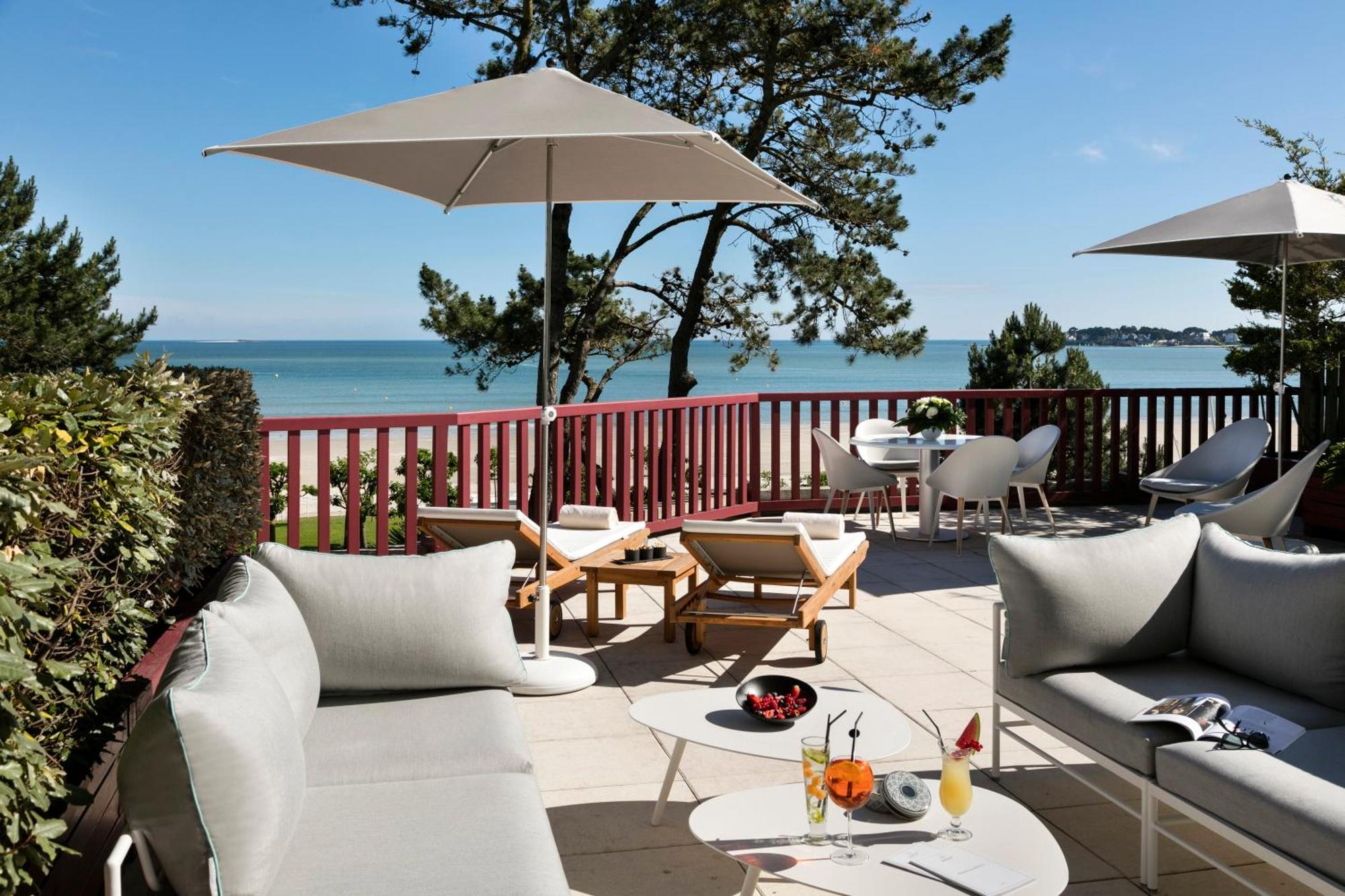 Prestige Suite with Terrace and Sea View