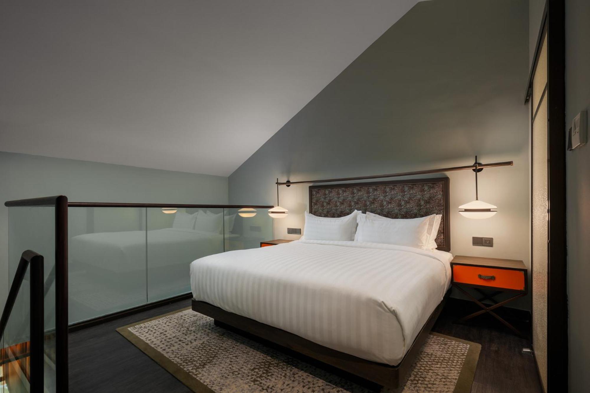 Pearl Suite with Balcony