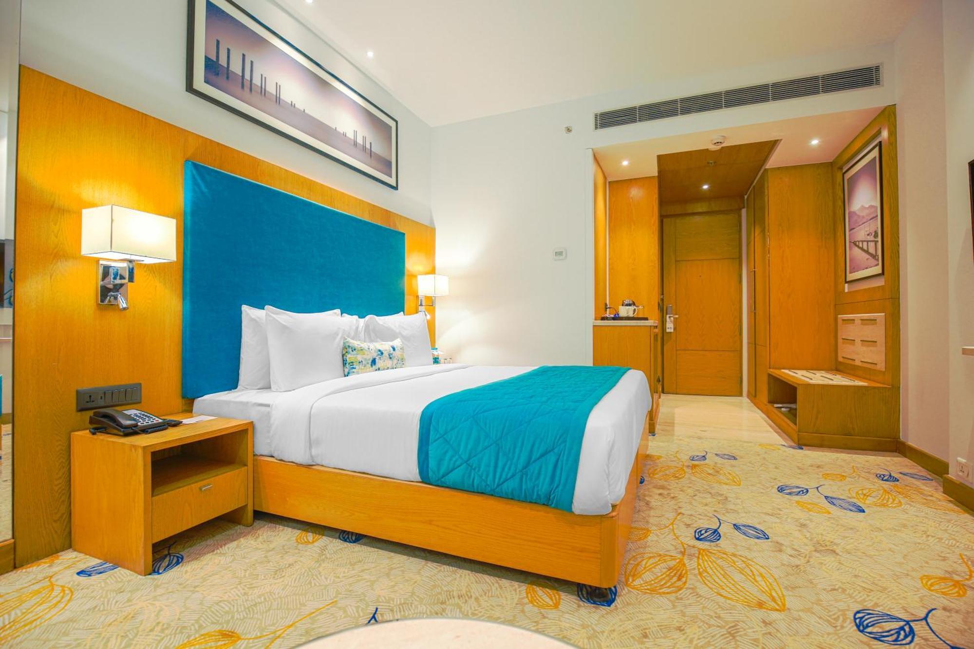 Premium King Room - Non-Smoking
