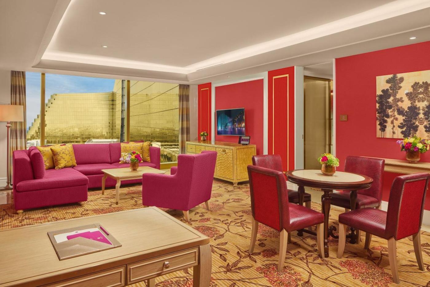 Premium King Suite,1641067929:JPEG