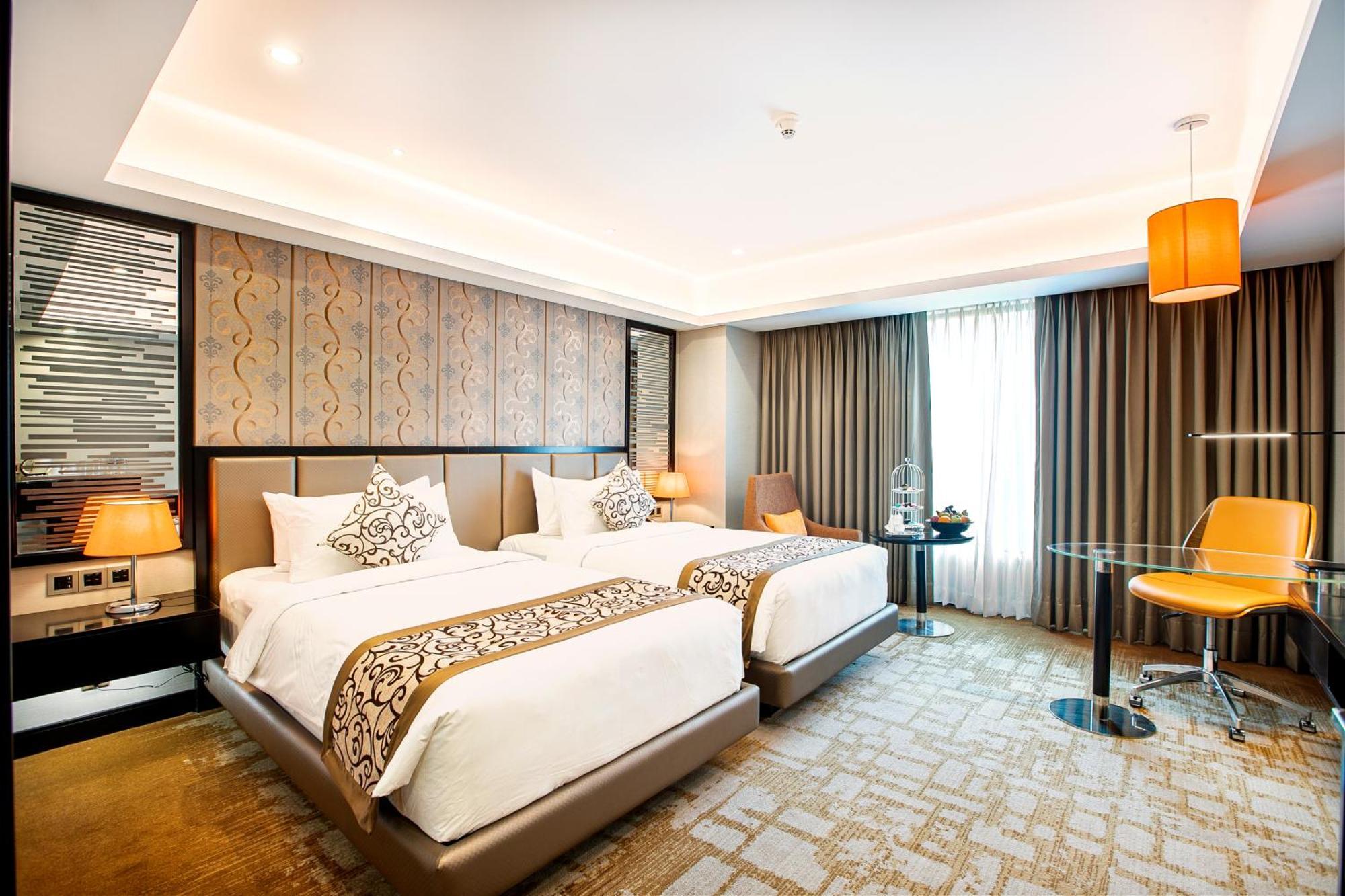 Executive Club Twin Room (Access to the Club Lounge for guests aged 18 or above)