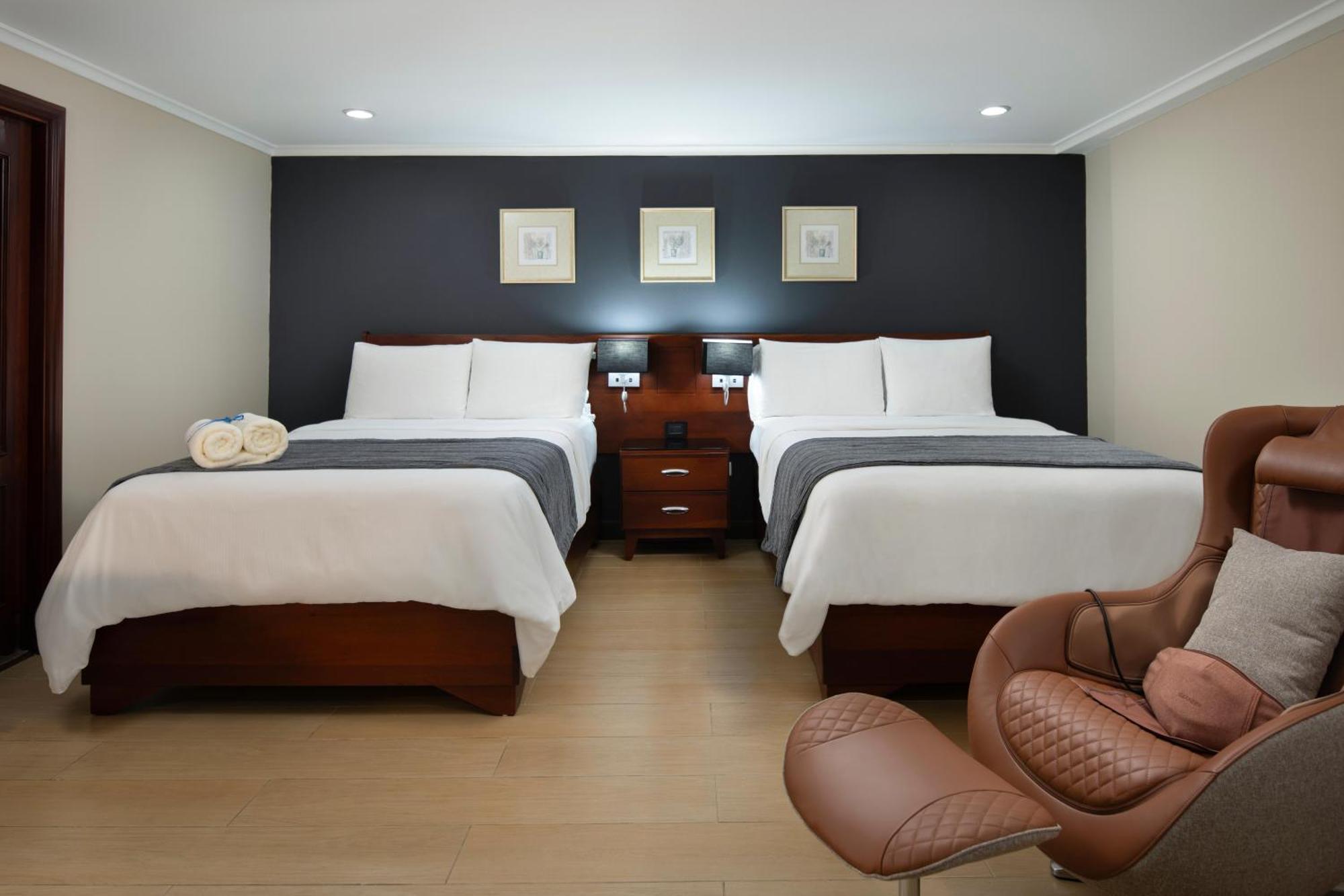 Club Imperial 1 king Bed