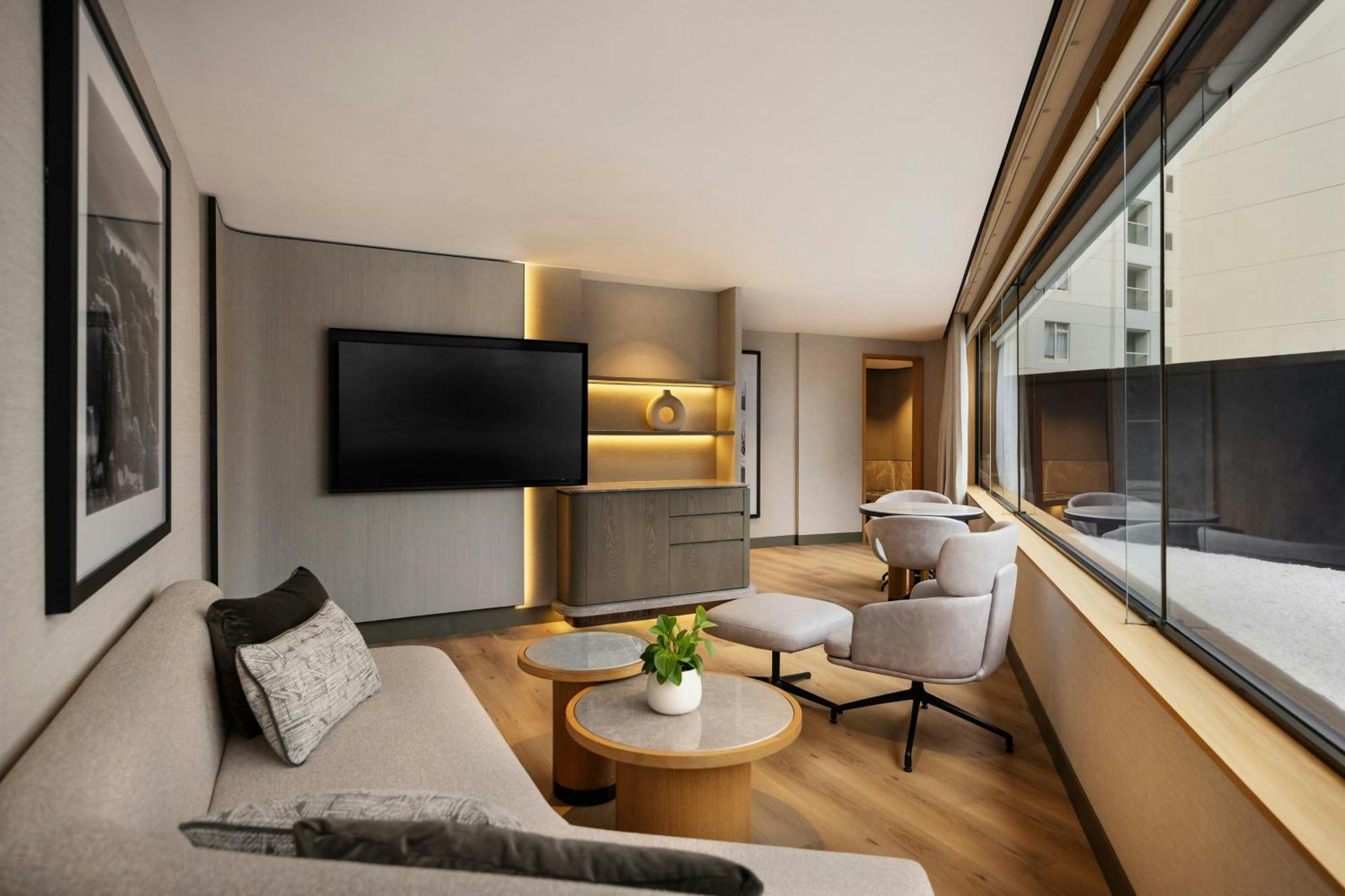 Executive King Suite