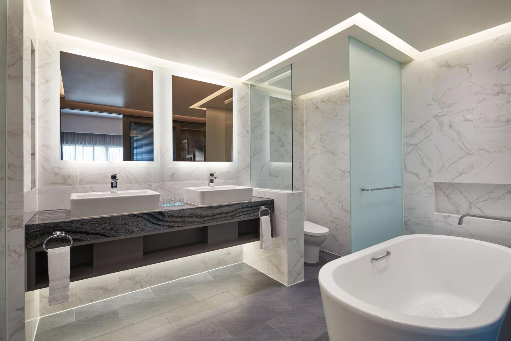 Le Meridien Suite