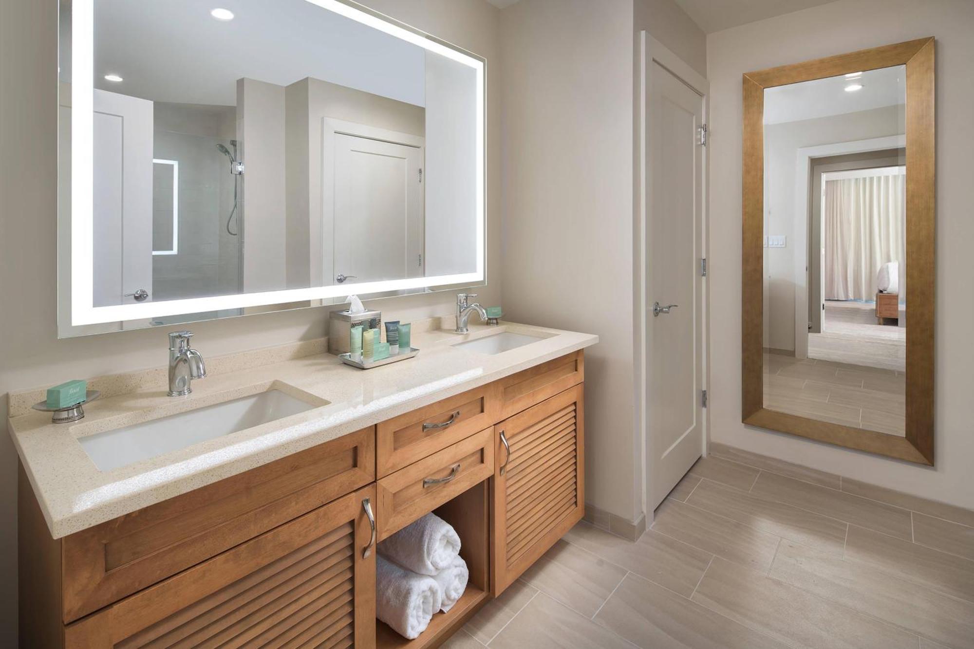 Two-Bedroom Suite