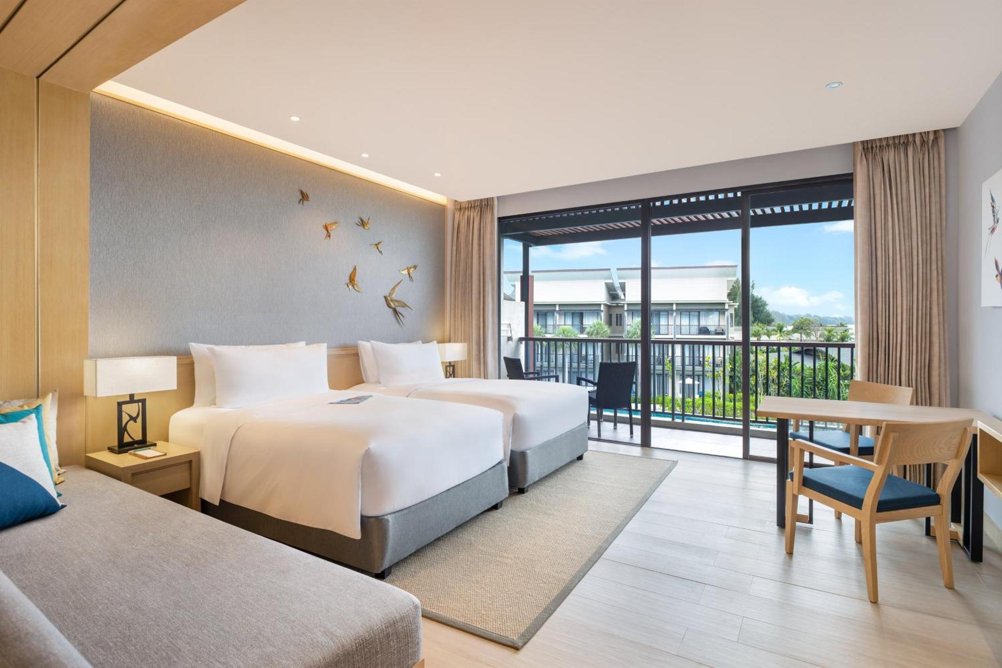 Large Twin Room Pool View,1643188600:JPEG