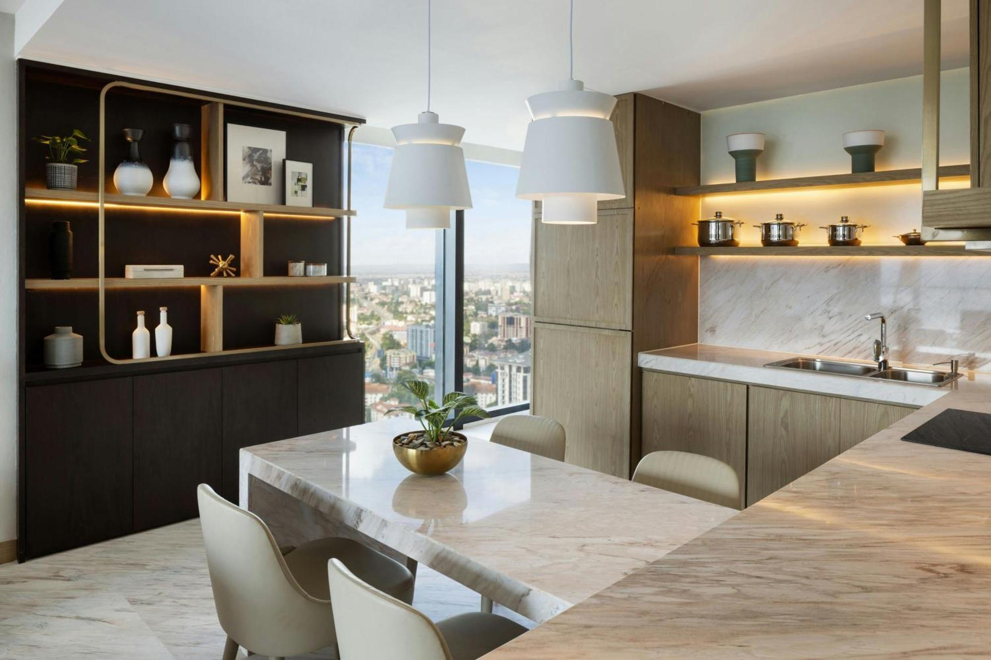 One-Bedroom Apartment with King Bed