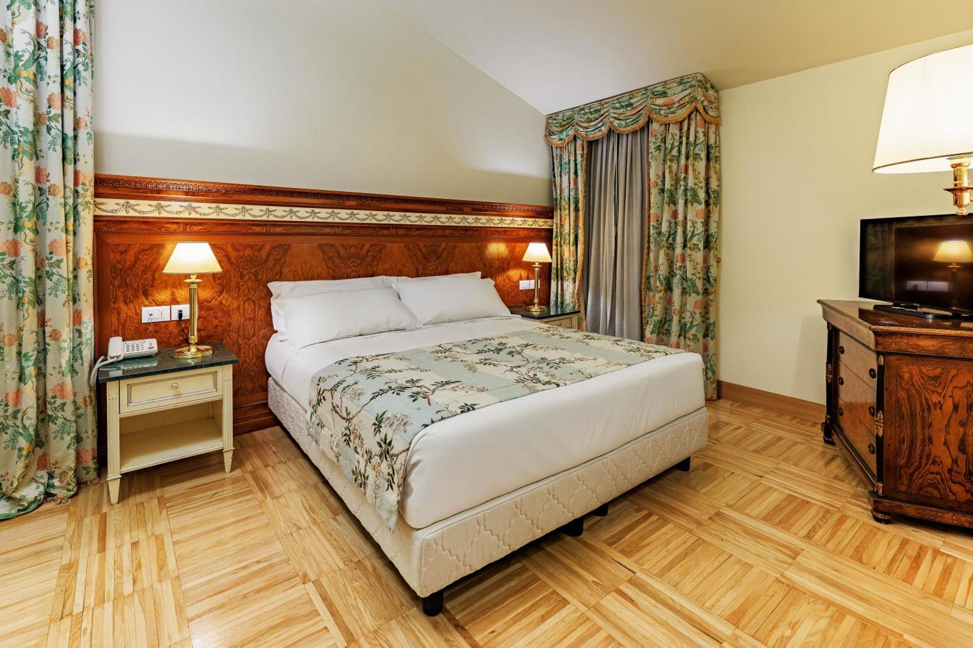 Deluxe Double or Twin Room,1643754741:JPEG