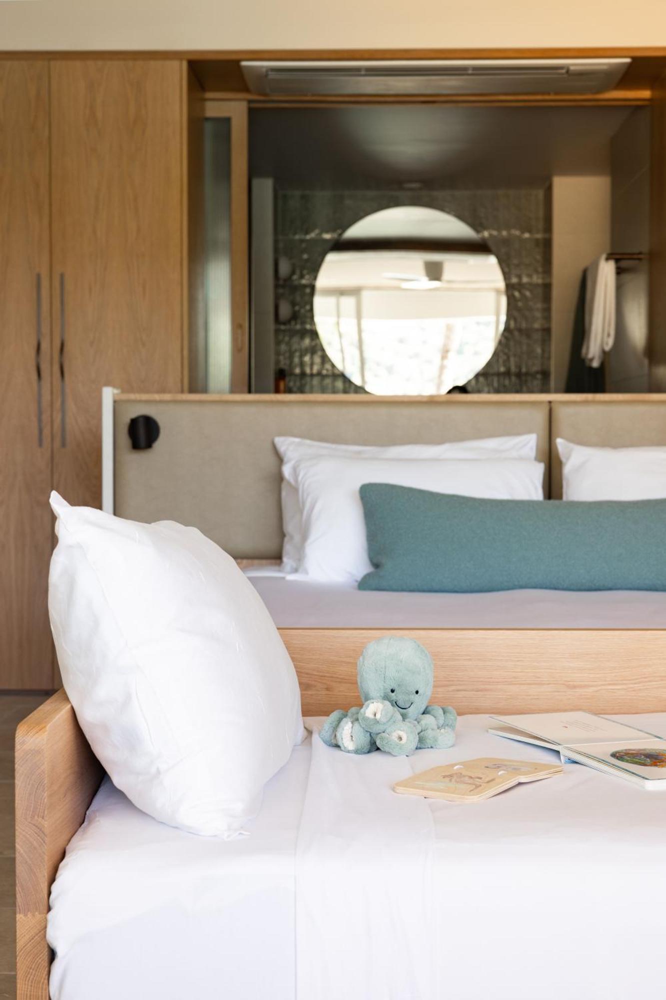The Sundays Terrace Room