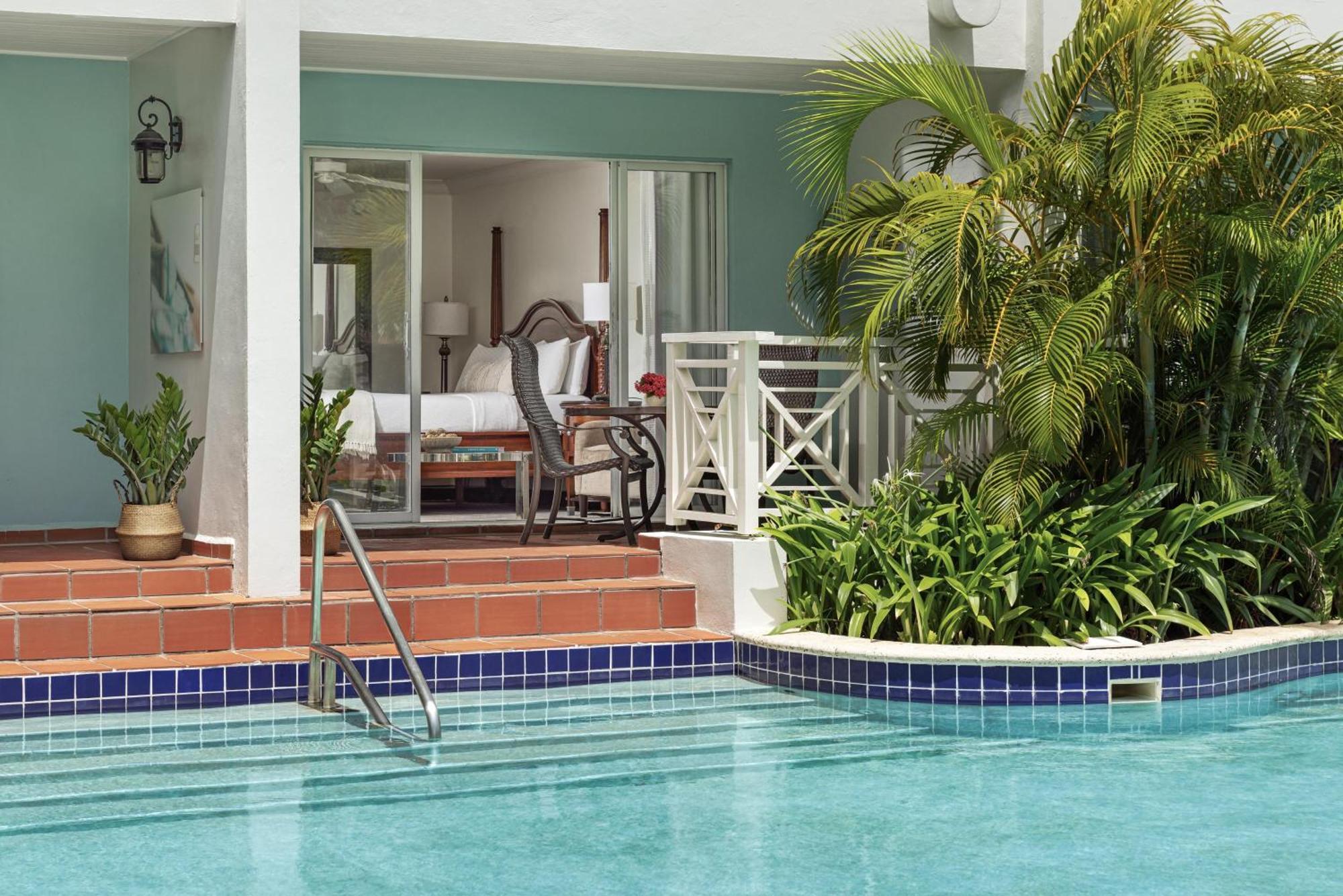 Chambre Lune de Miel Caraïbes au Niveau Club avec Accès Direct à la Piscine - Lover's Lagoon