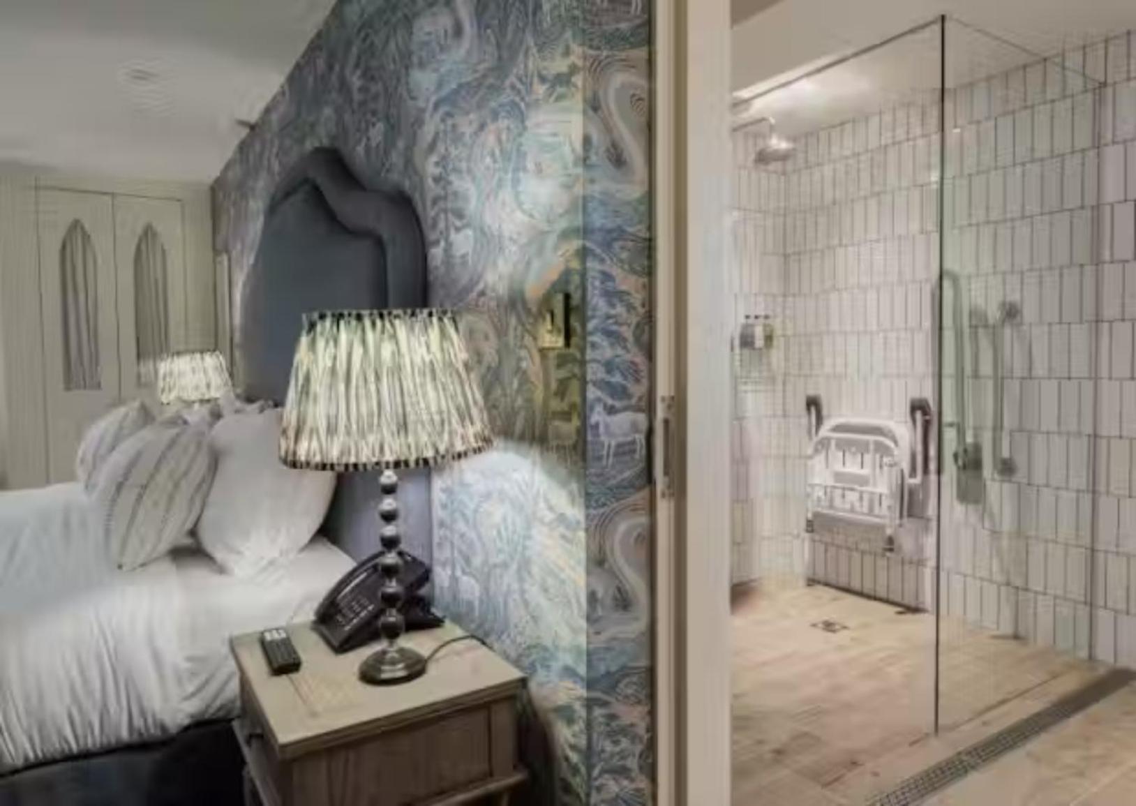 Double or Twin Room Disability Access