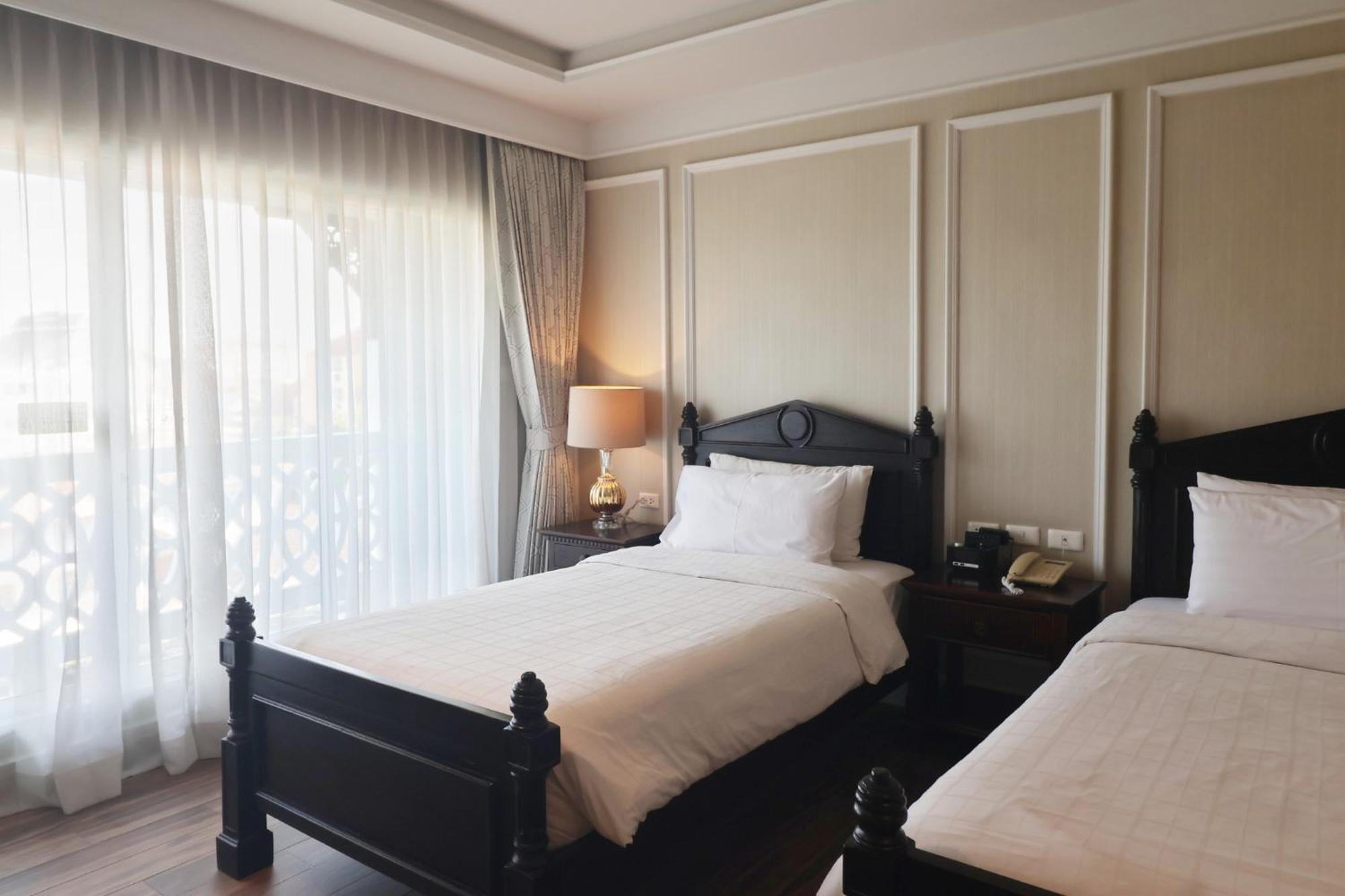 Grand Deluxe Twin Bed,1648926120:JPEG