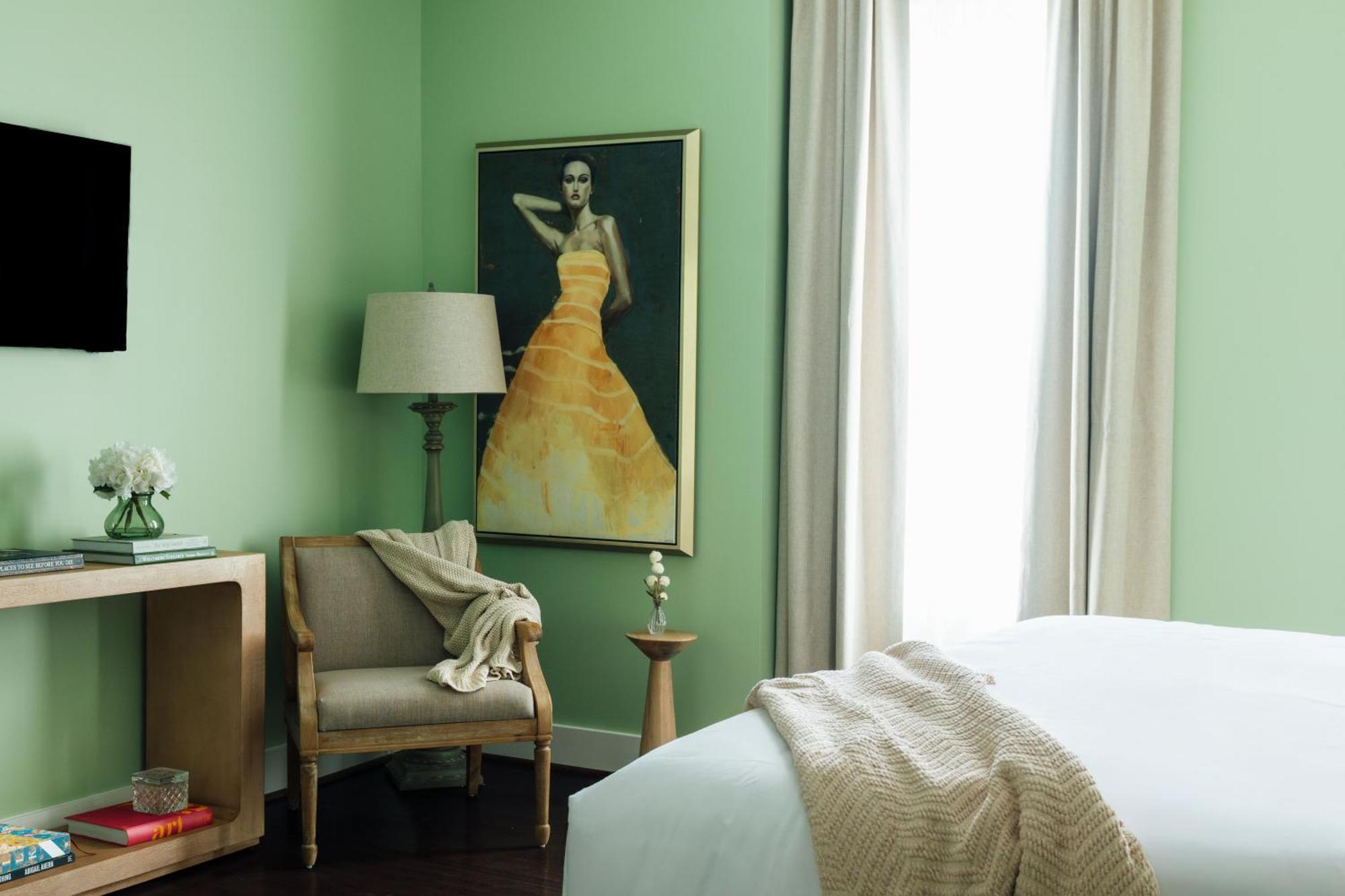 Queen Room