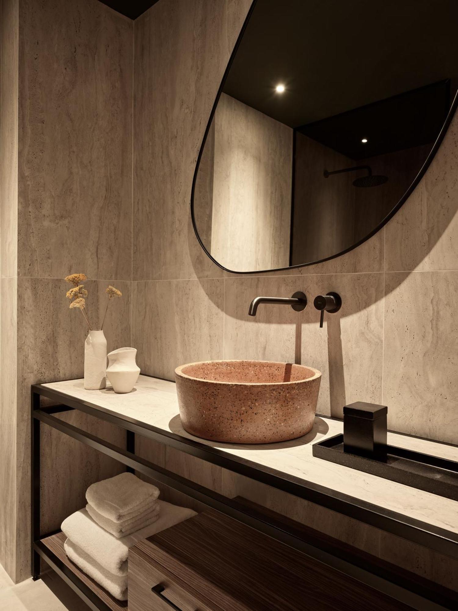 Suite a Pianta Aperta con Piscina Privata