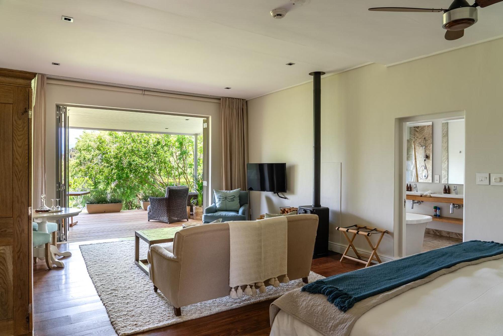 Luxury Suite,1654264069:JPEG