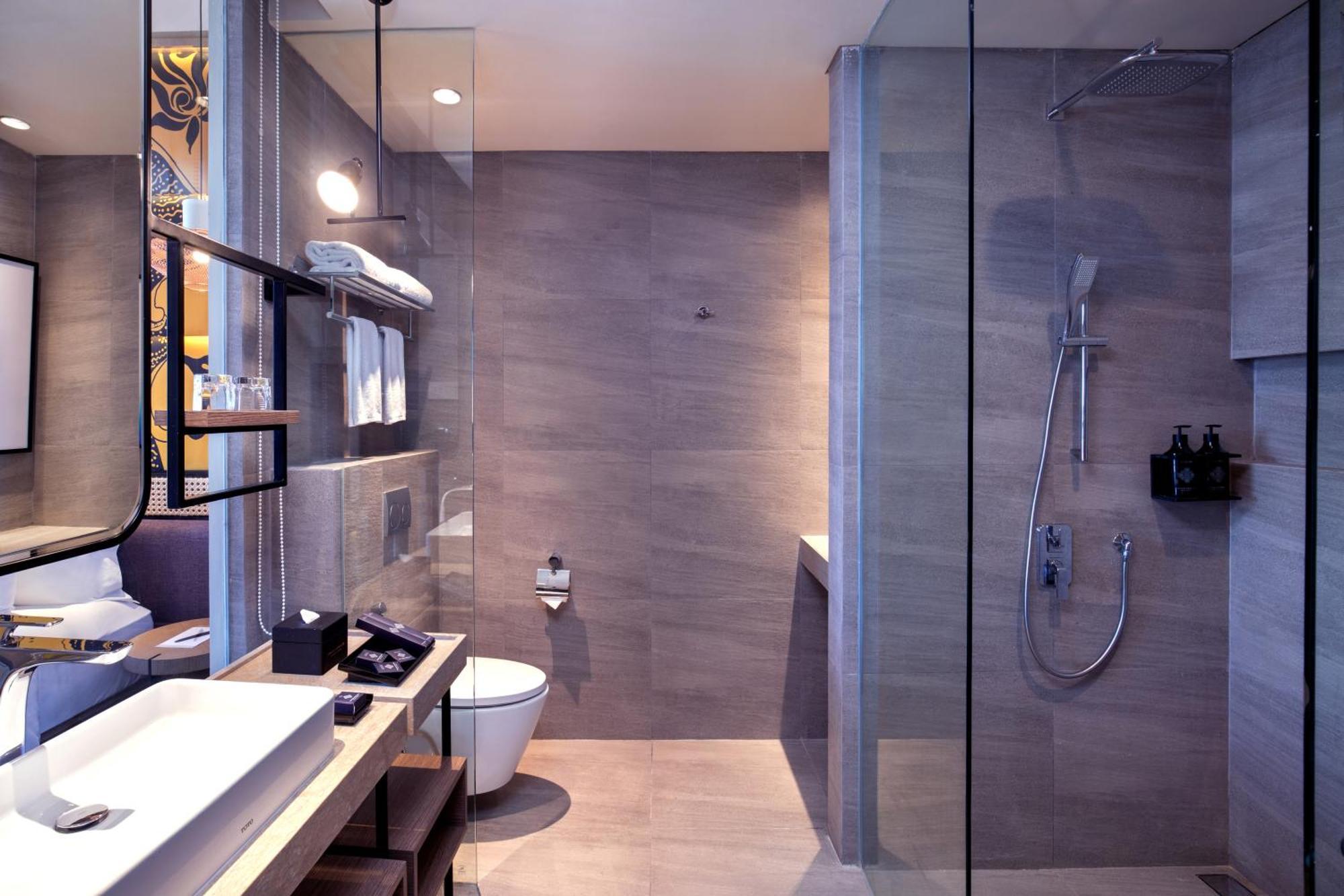 Executive Twin Room with Mountain View - High Floor