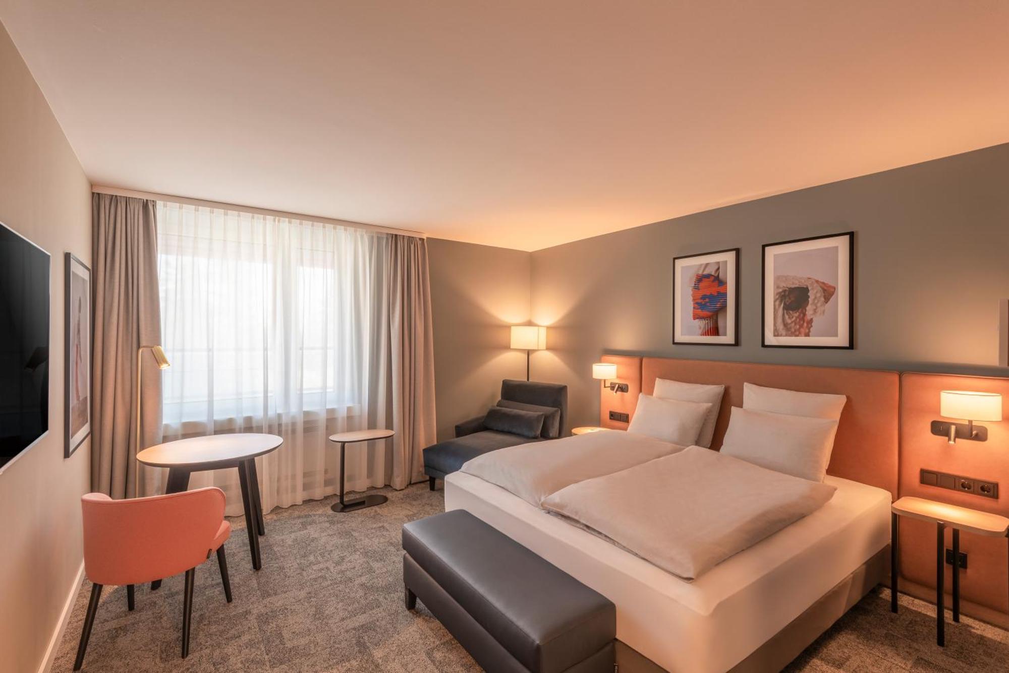 Superior King Room