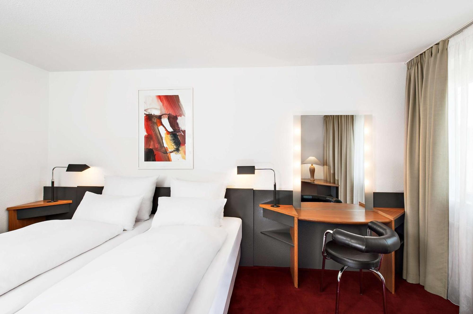 Standard Triple Room,1707901792:JPEG