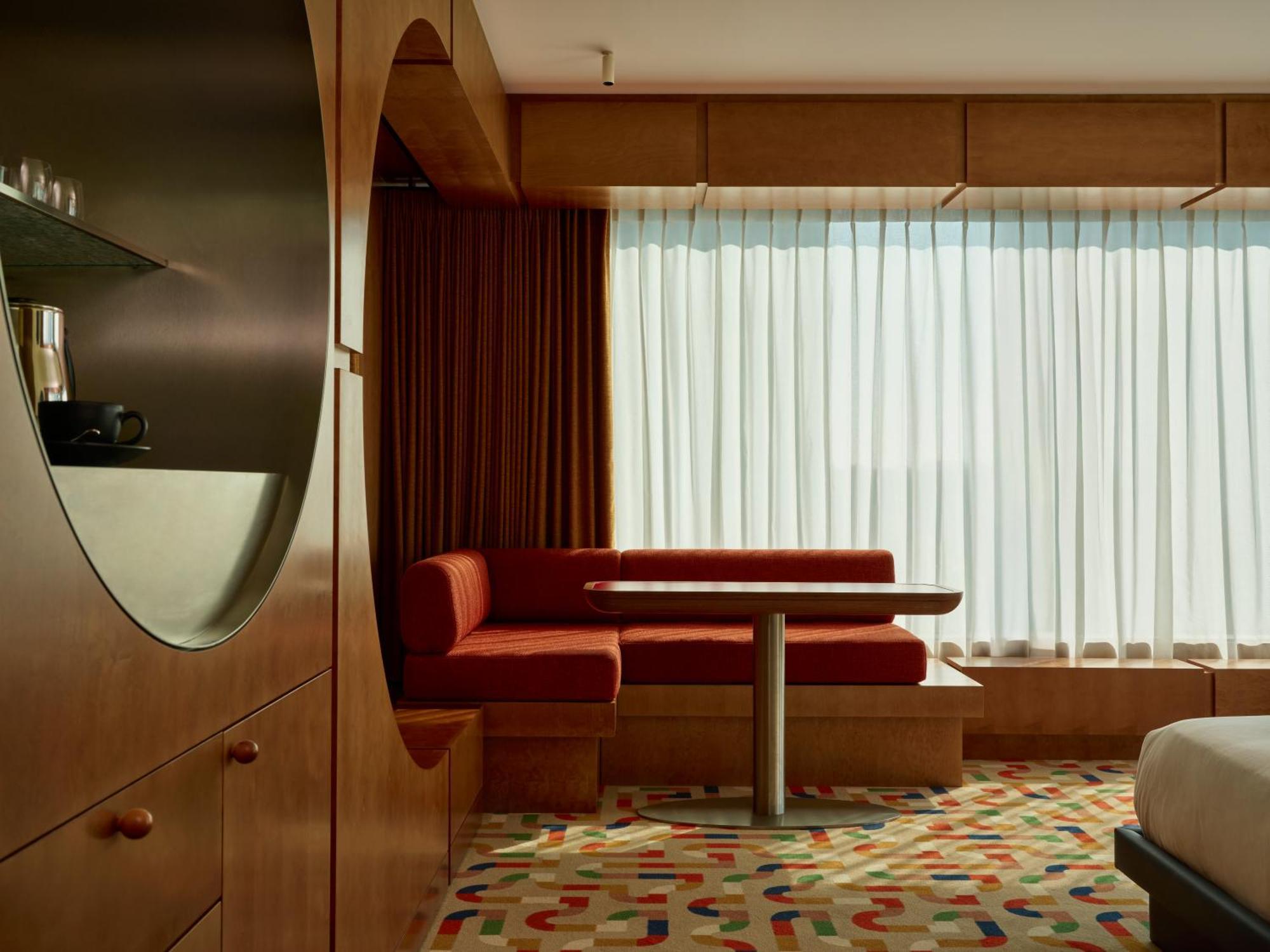 Deluxe Junior Suite