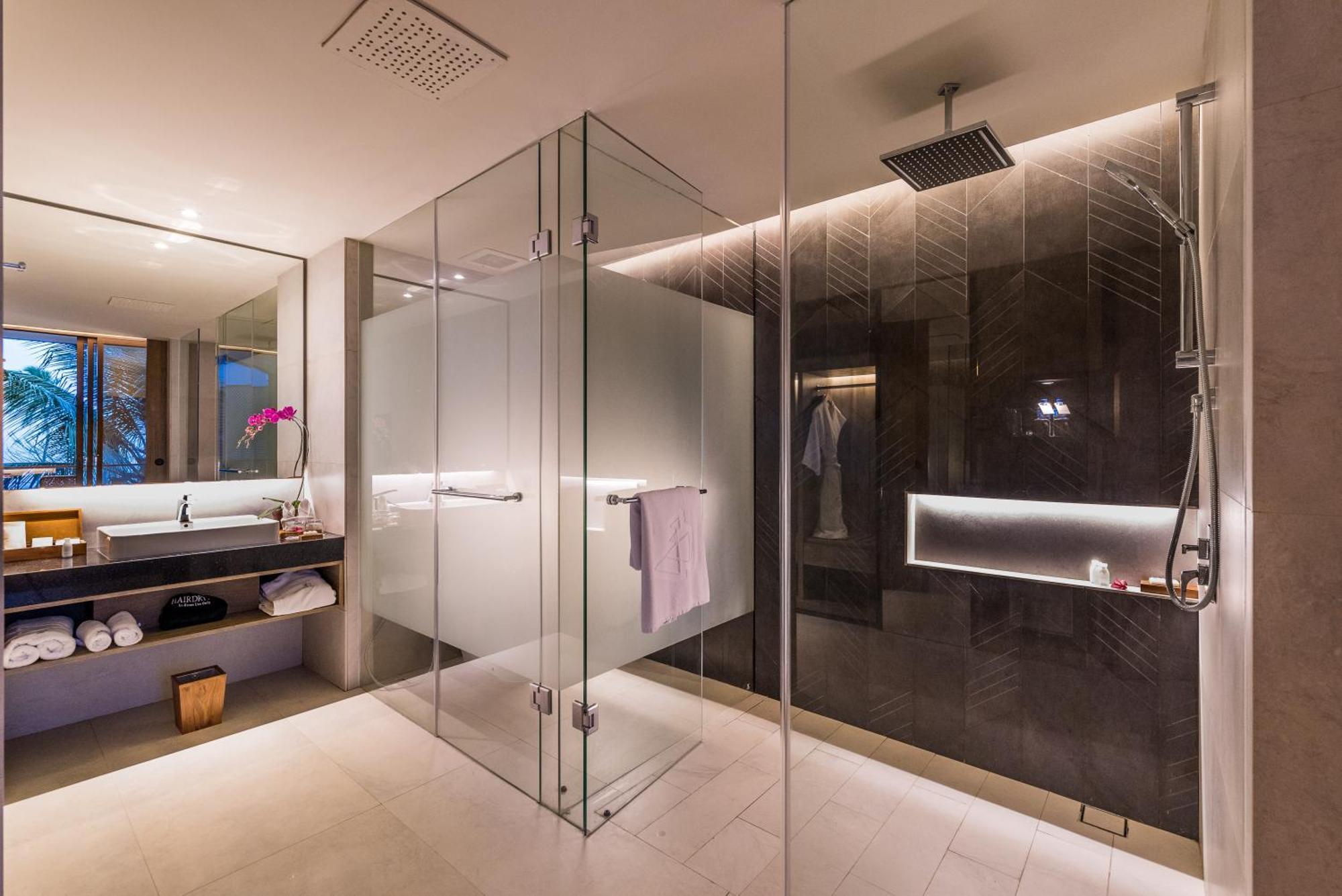 Premier Twin Room,1660323378:JPEG