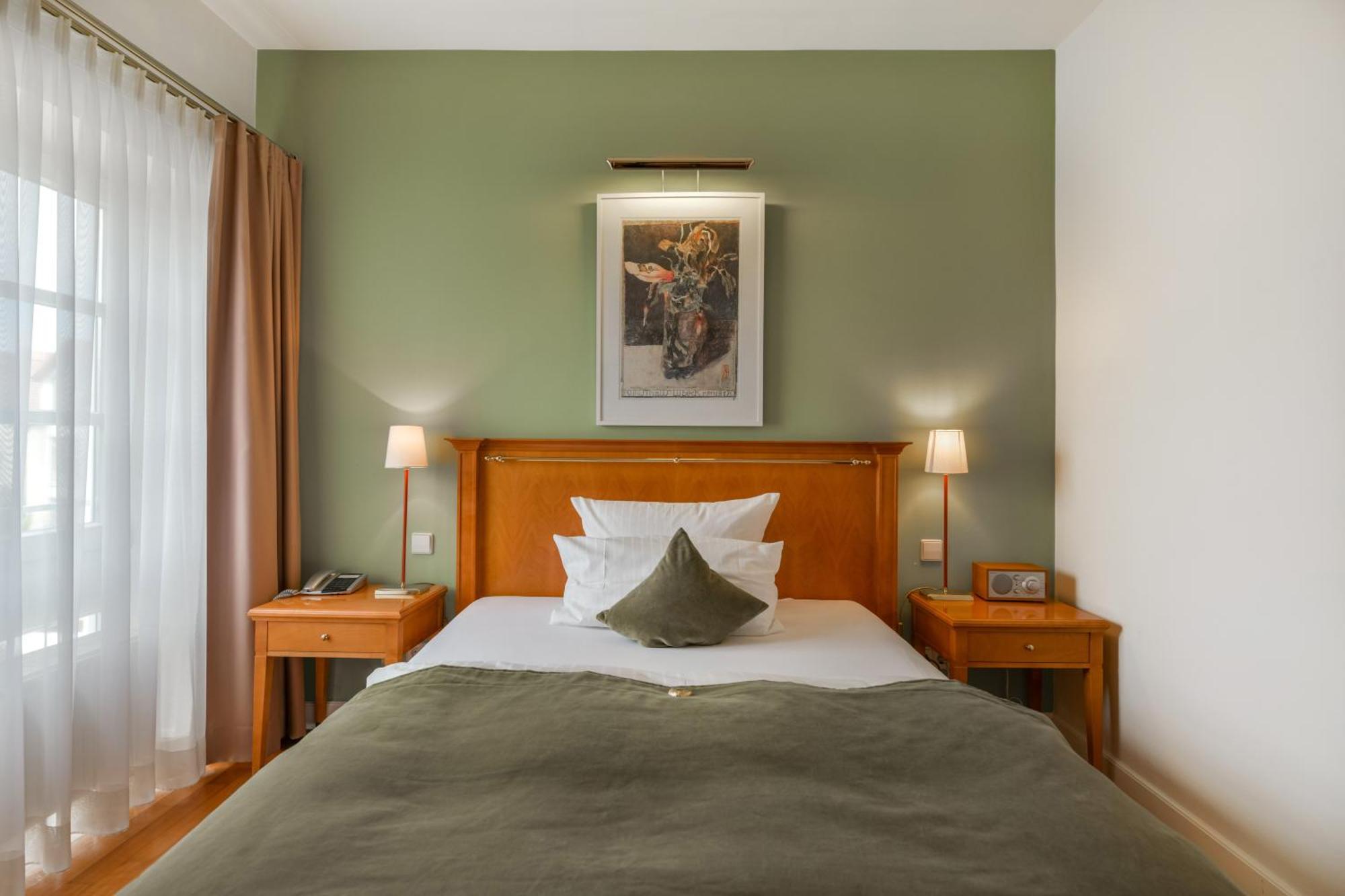 Economy Single Room