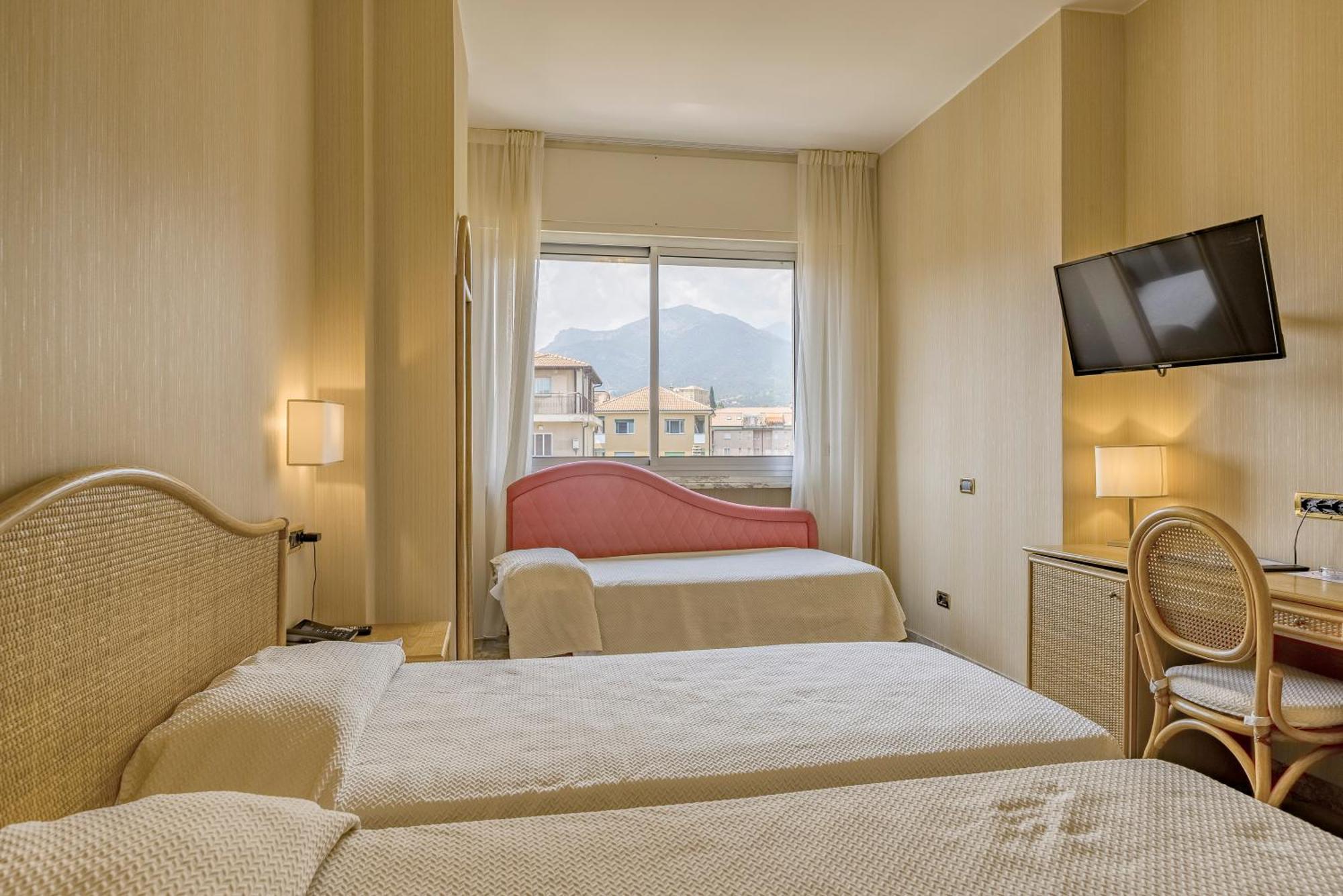 Dreibettzimmer