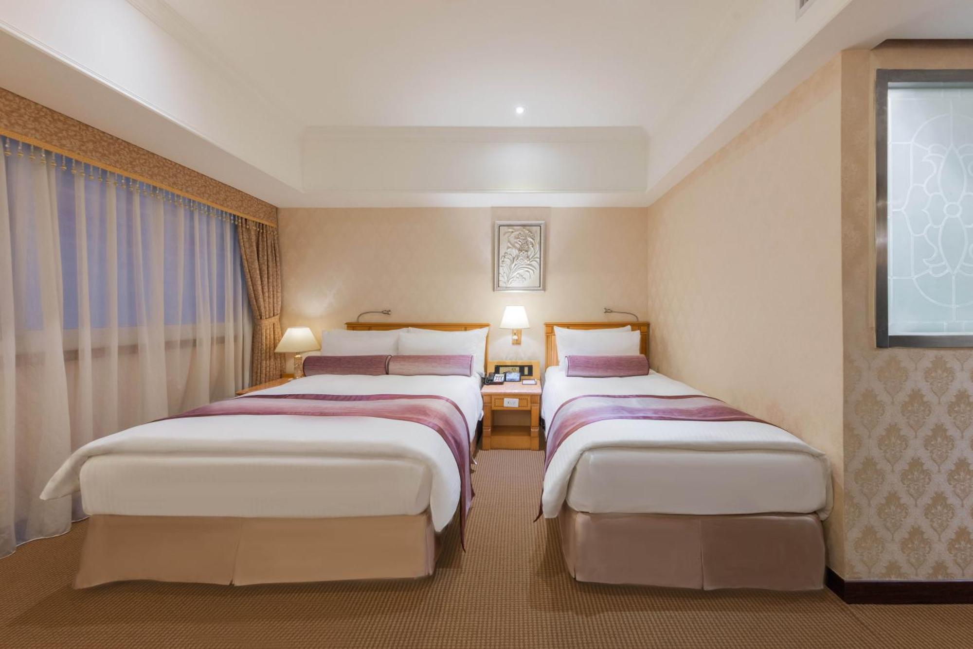 Family triple room