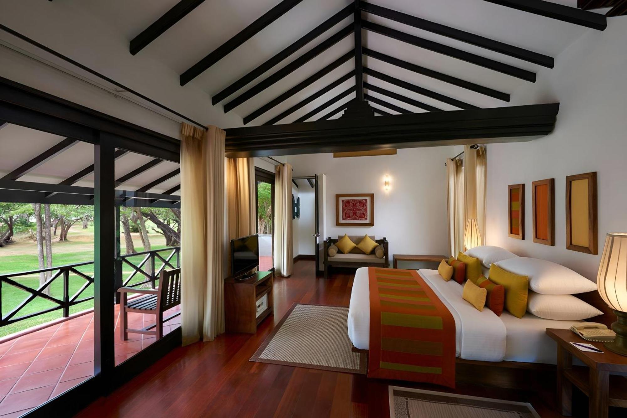 Deluxe Suite - Discounts (15% on F&B, 10% on Spa, 10% on Jeep Safari)