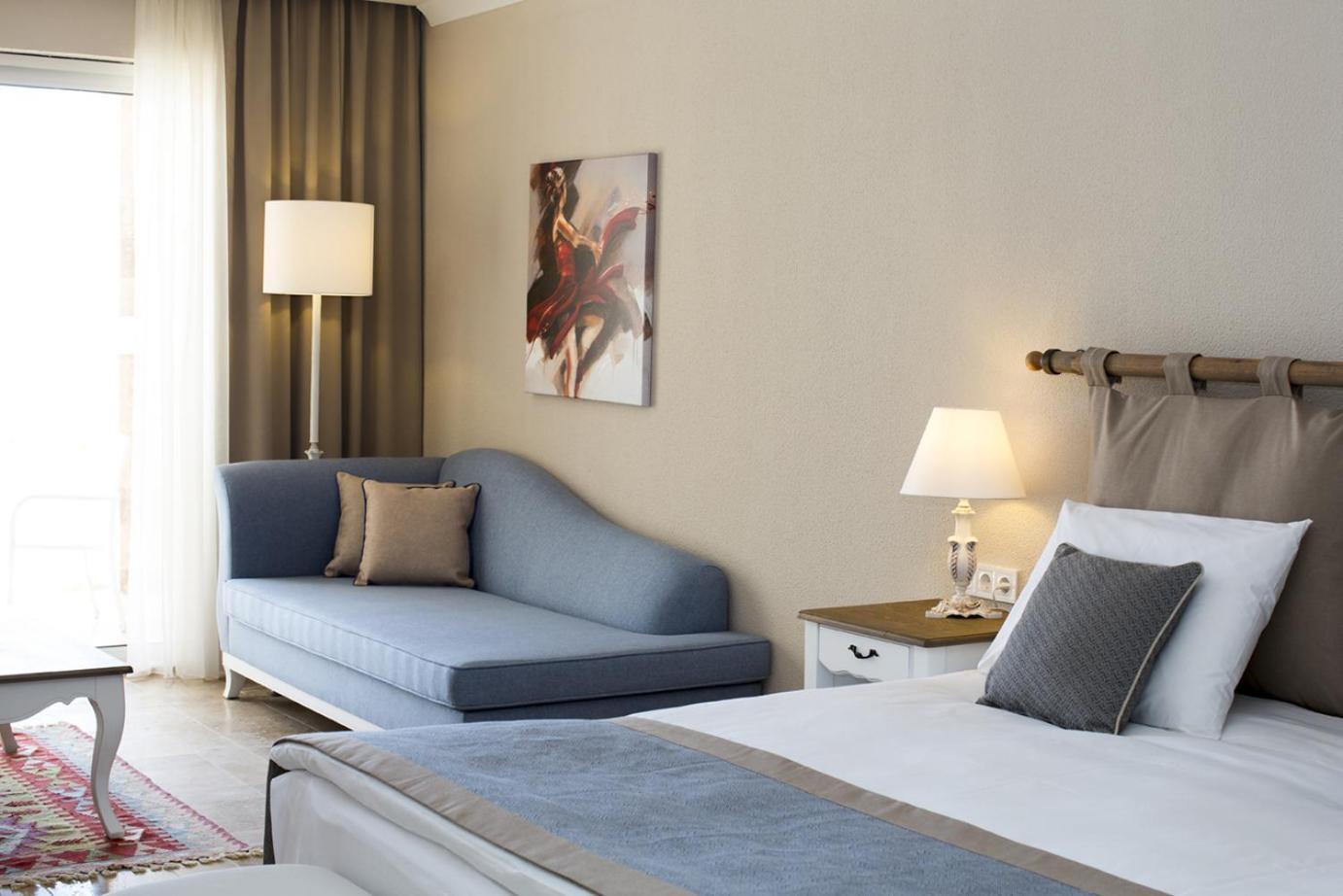 Standard Double or Twin Room with Sea View