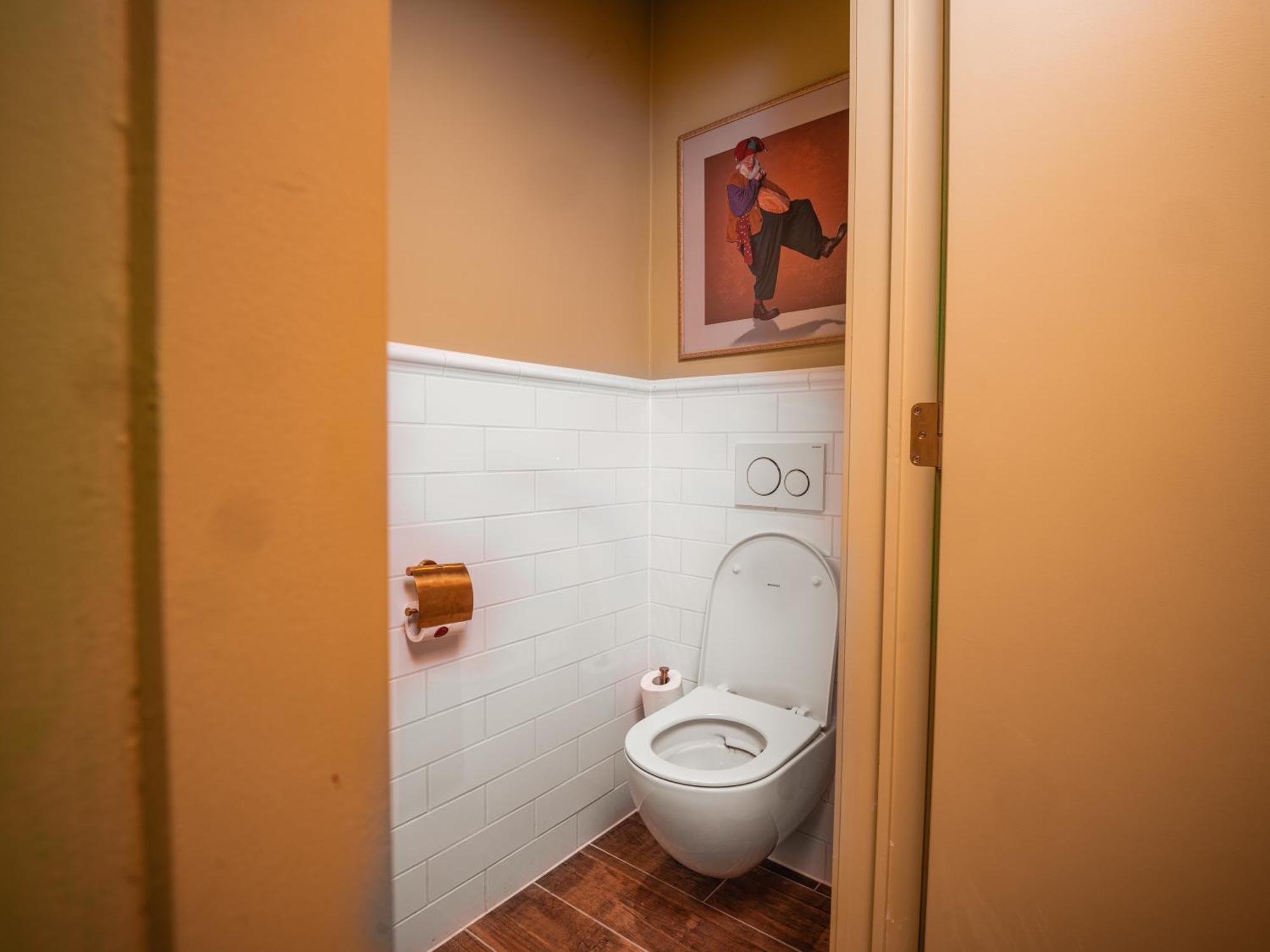 Premium Family Room - tickets not included
