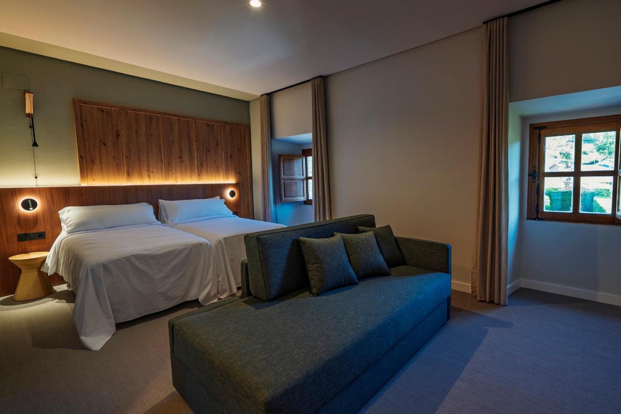 Double or Twin Room Mountain View,1668051429:JPEG