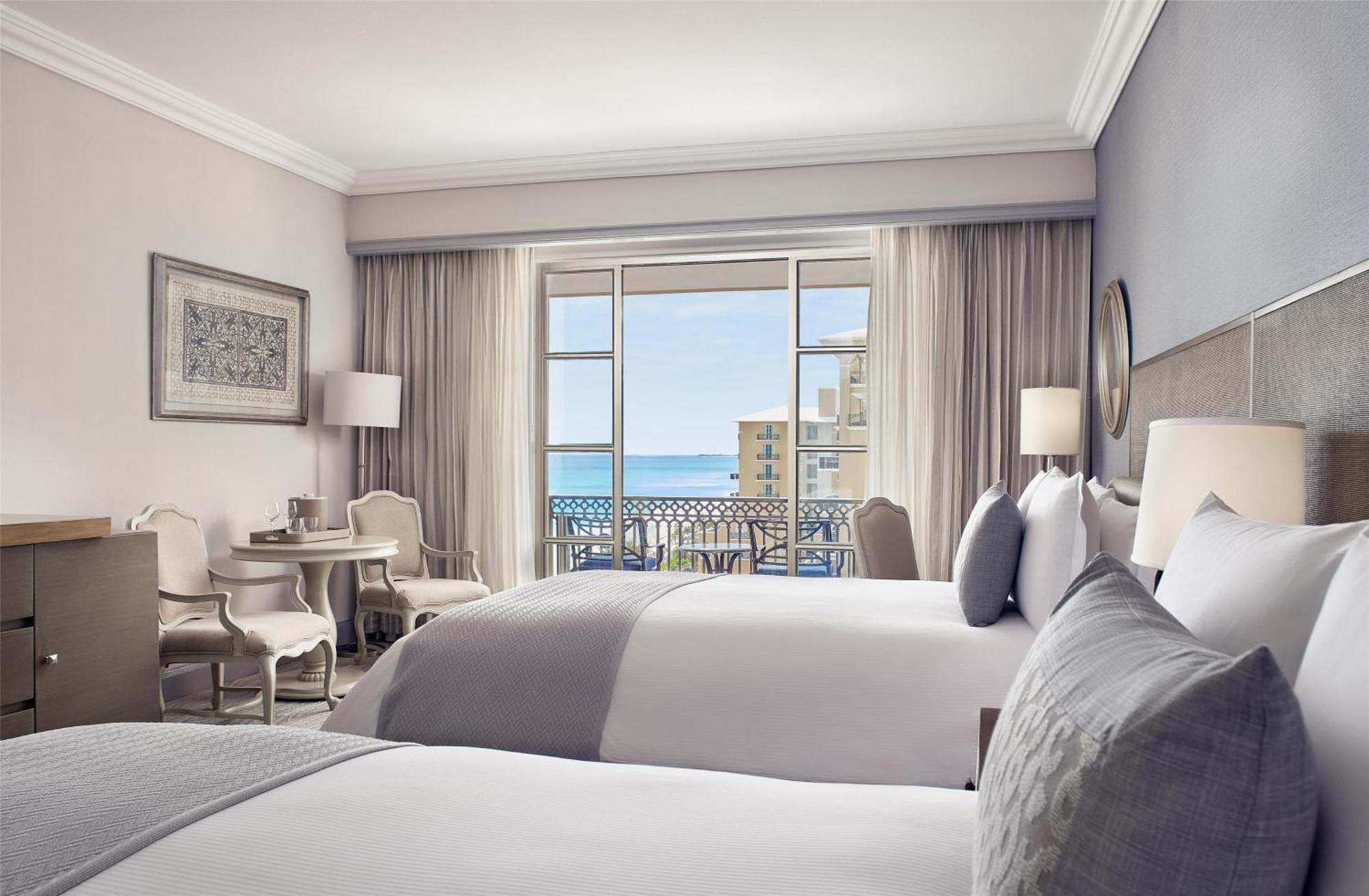 Chambre Lit King-Size Deluxe - Côté Mer