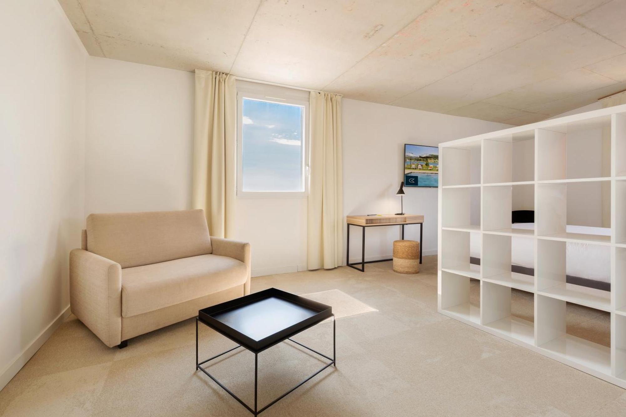 Suite Junior avec 1 Lit Queen-Size et 1 Canapé-Lit