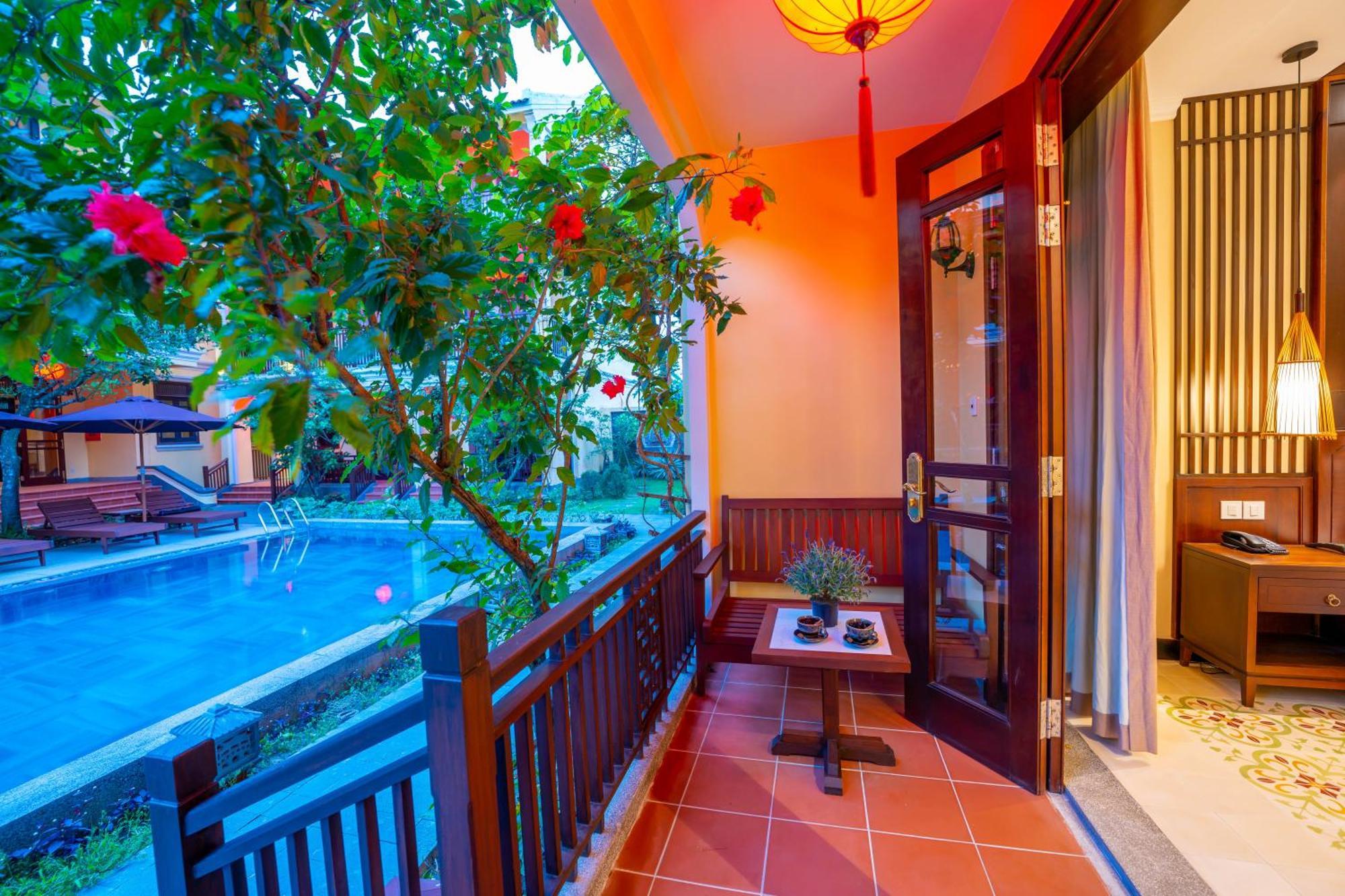 Ahoy Suite Pool View with Private Outdoor Shower