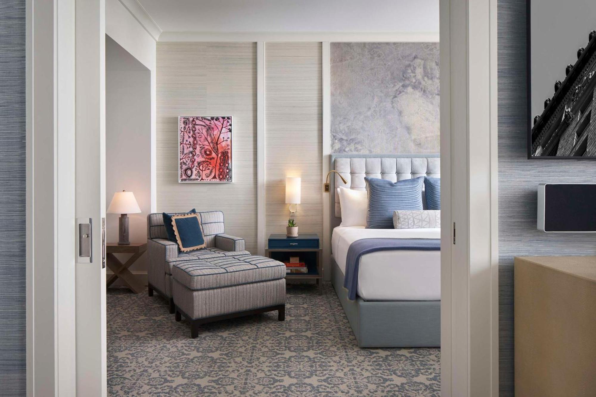 Otto Suite Carnegie Suite