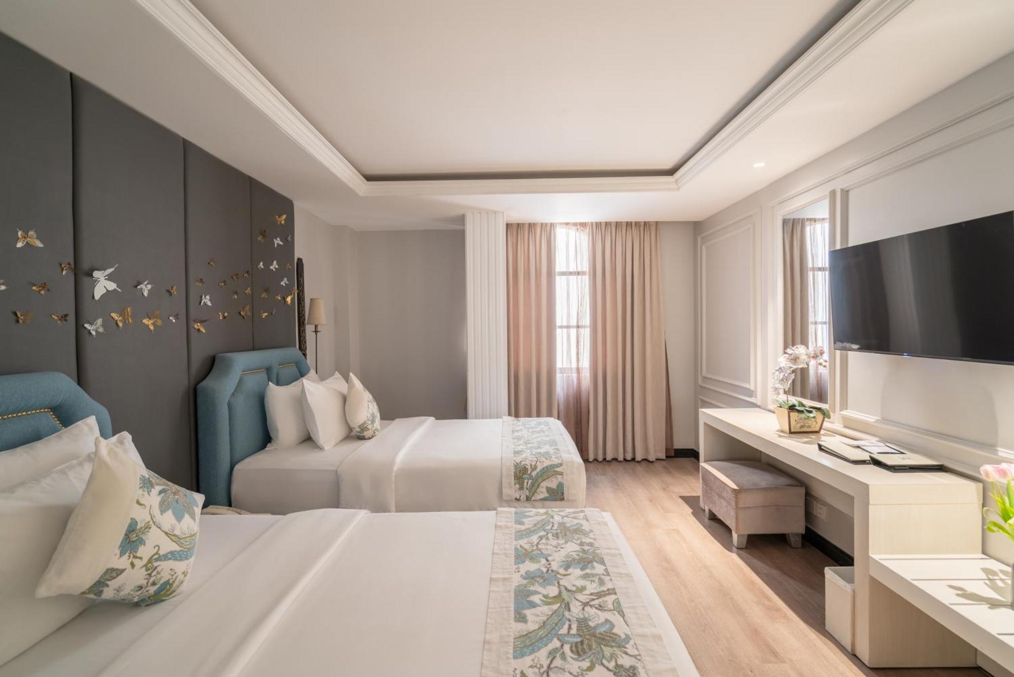 Premier Suite With Kitchenette - Afternoon Tea
