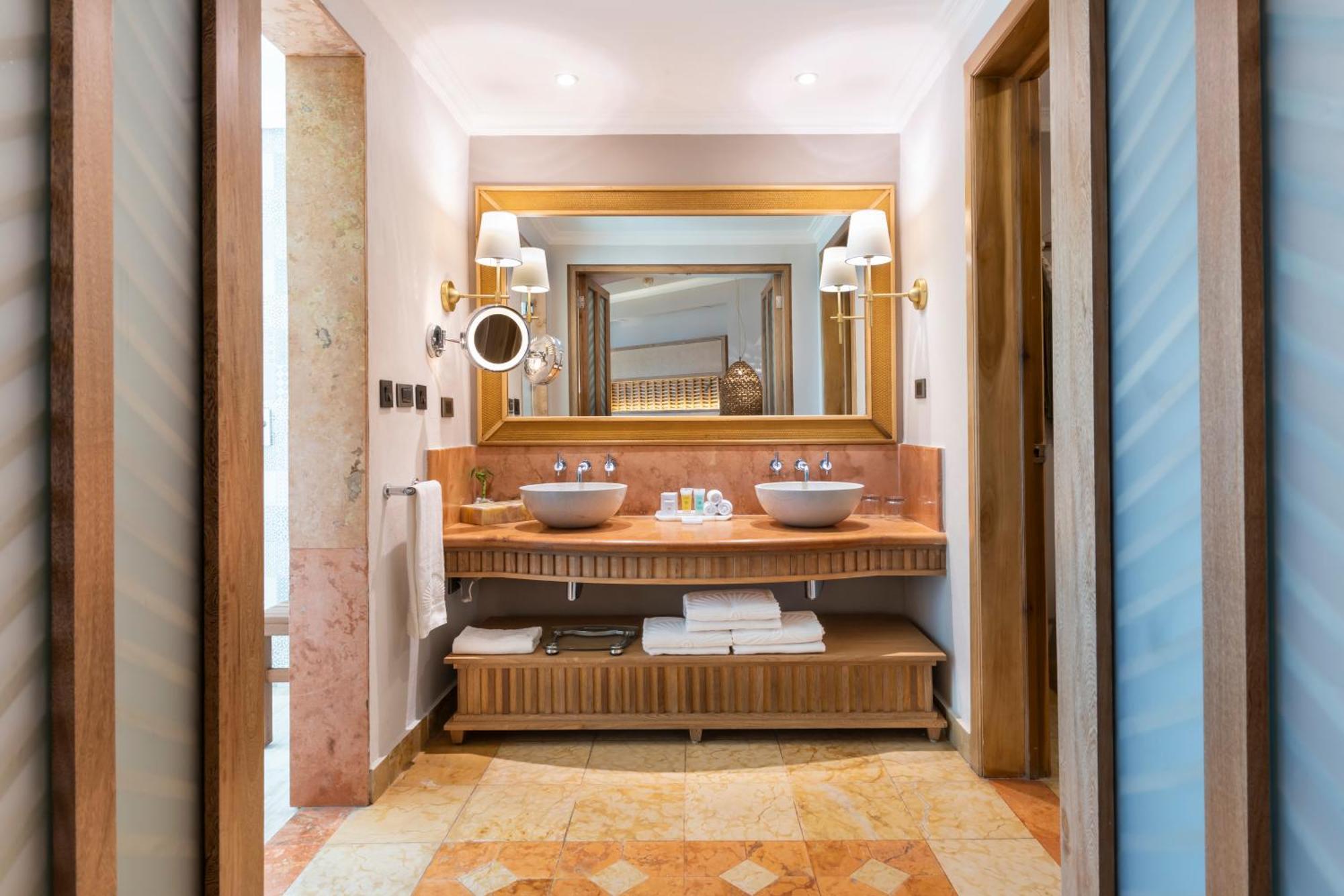 Suite Hot Tub
