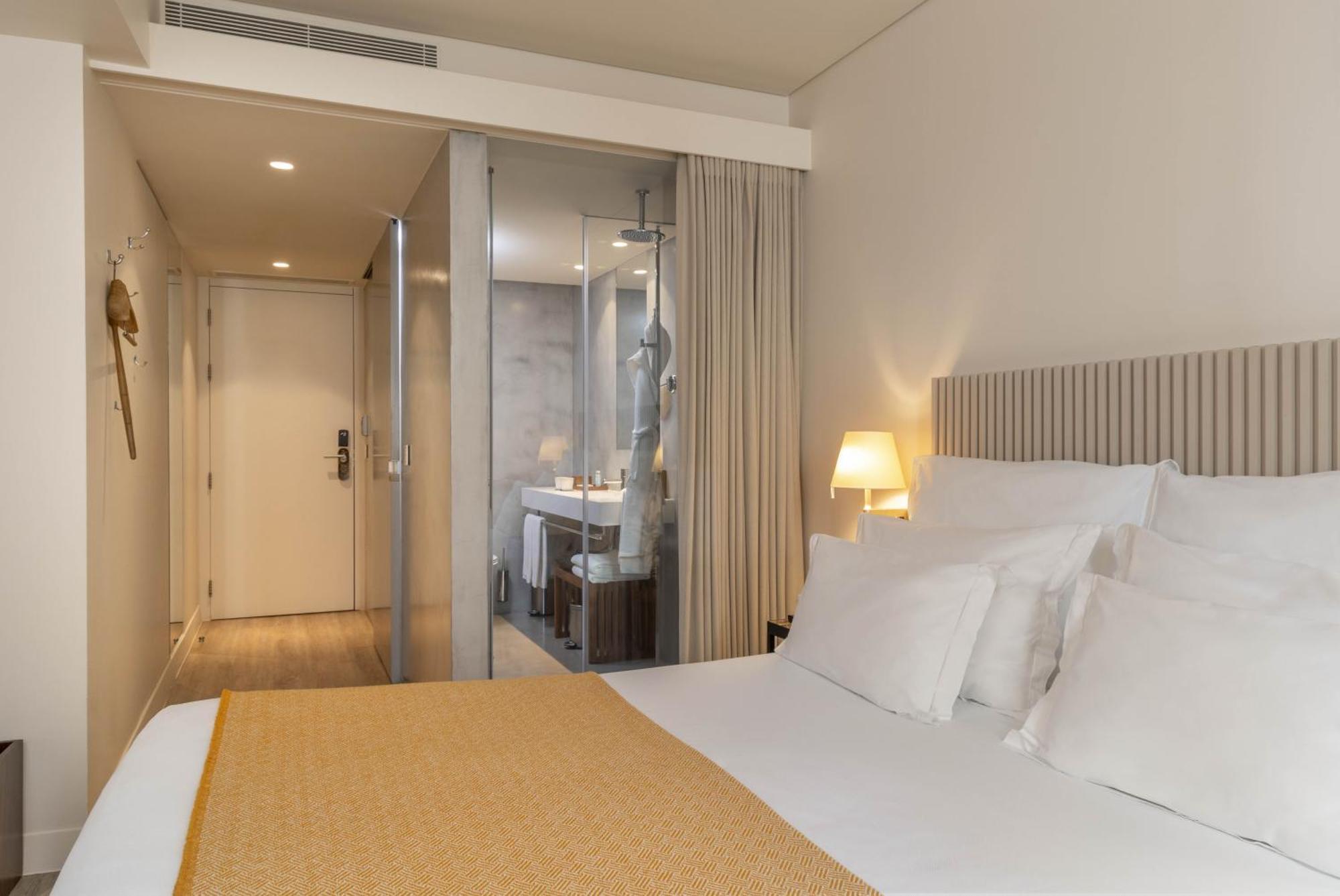 Standard Twin or Double Room,1673657444:JPEG