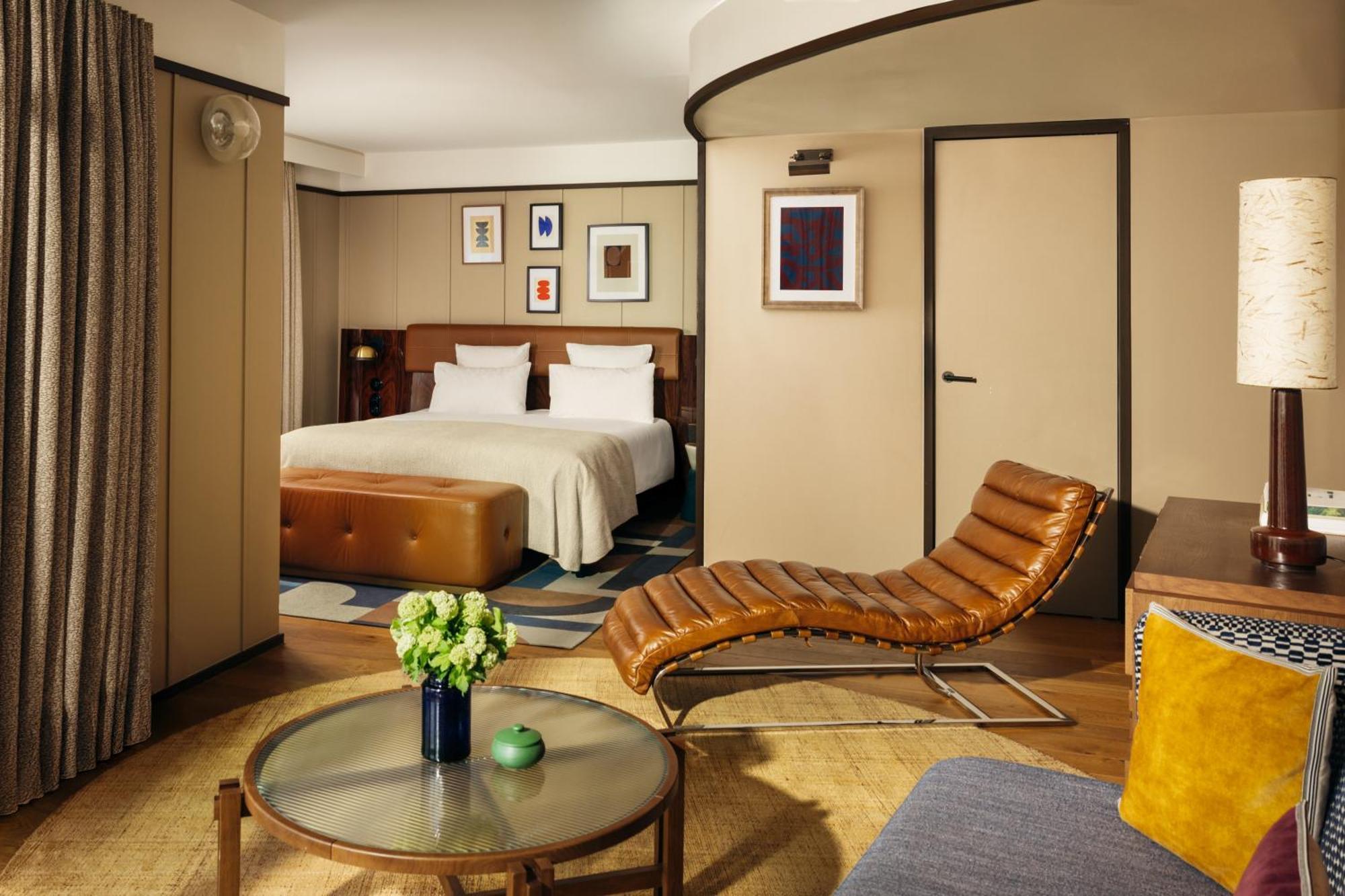 Corner Junior Suite